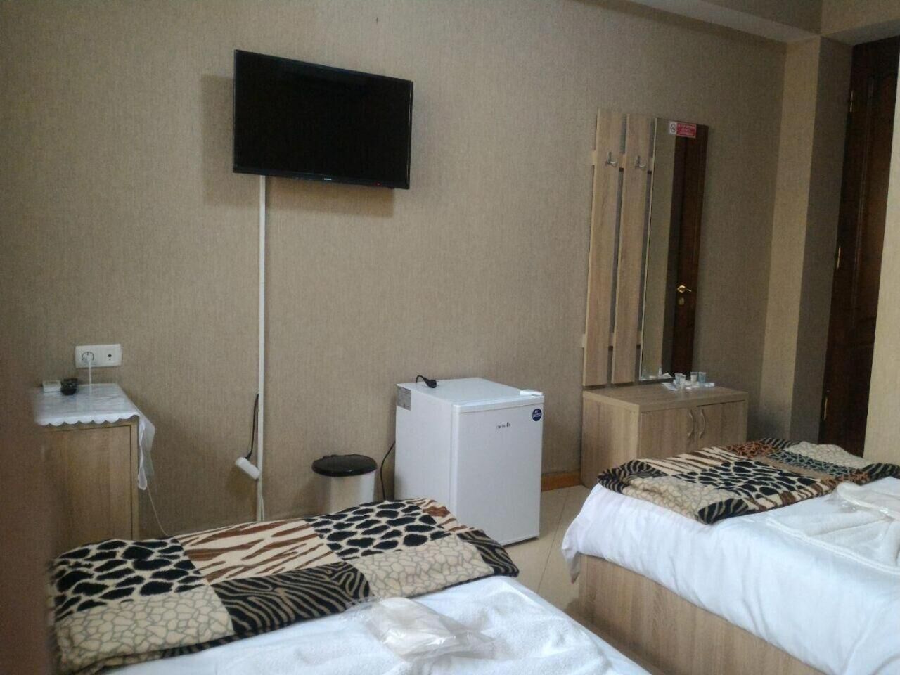 7 Star Hotel