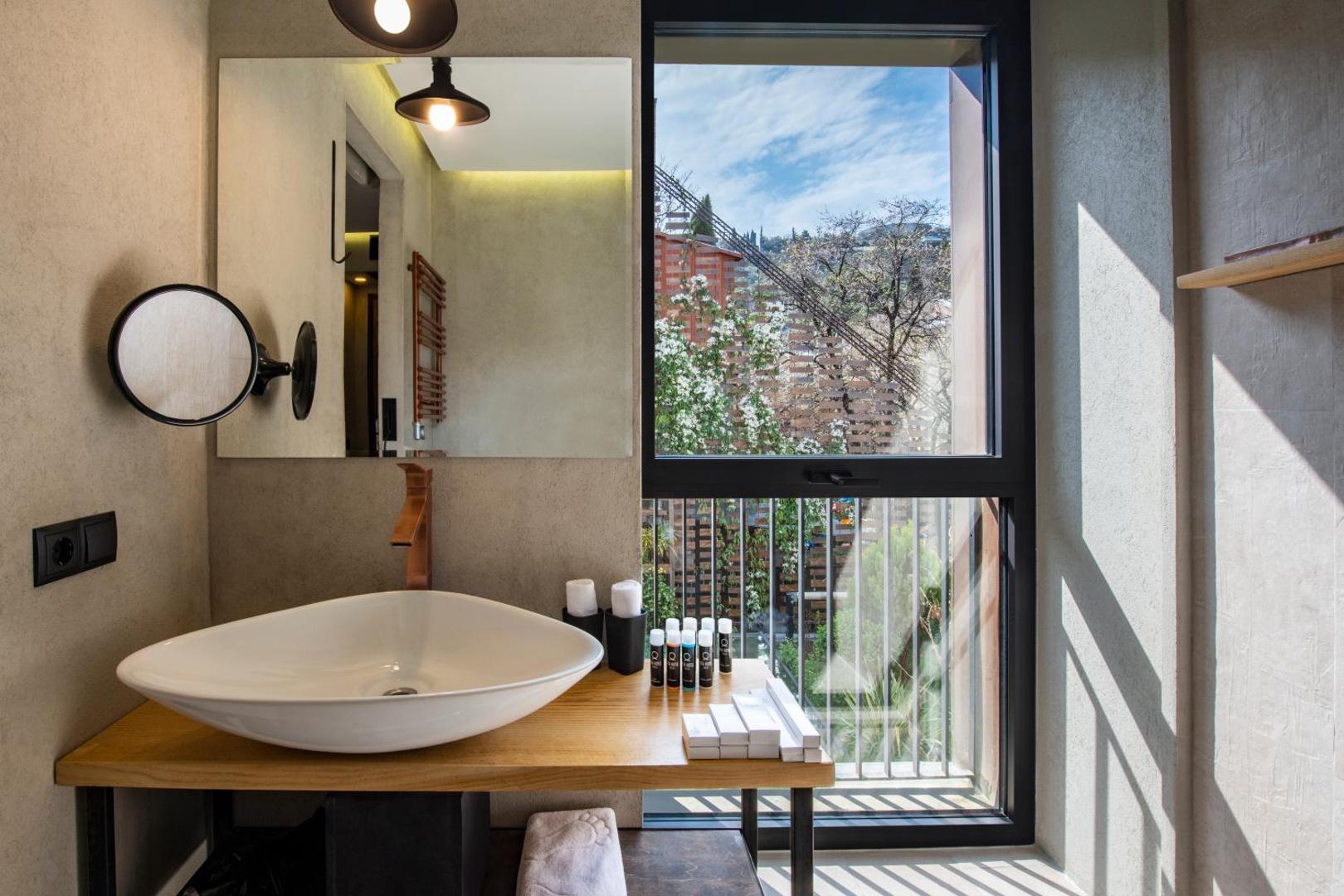 Iota Hotel Tbilisi