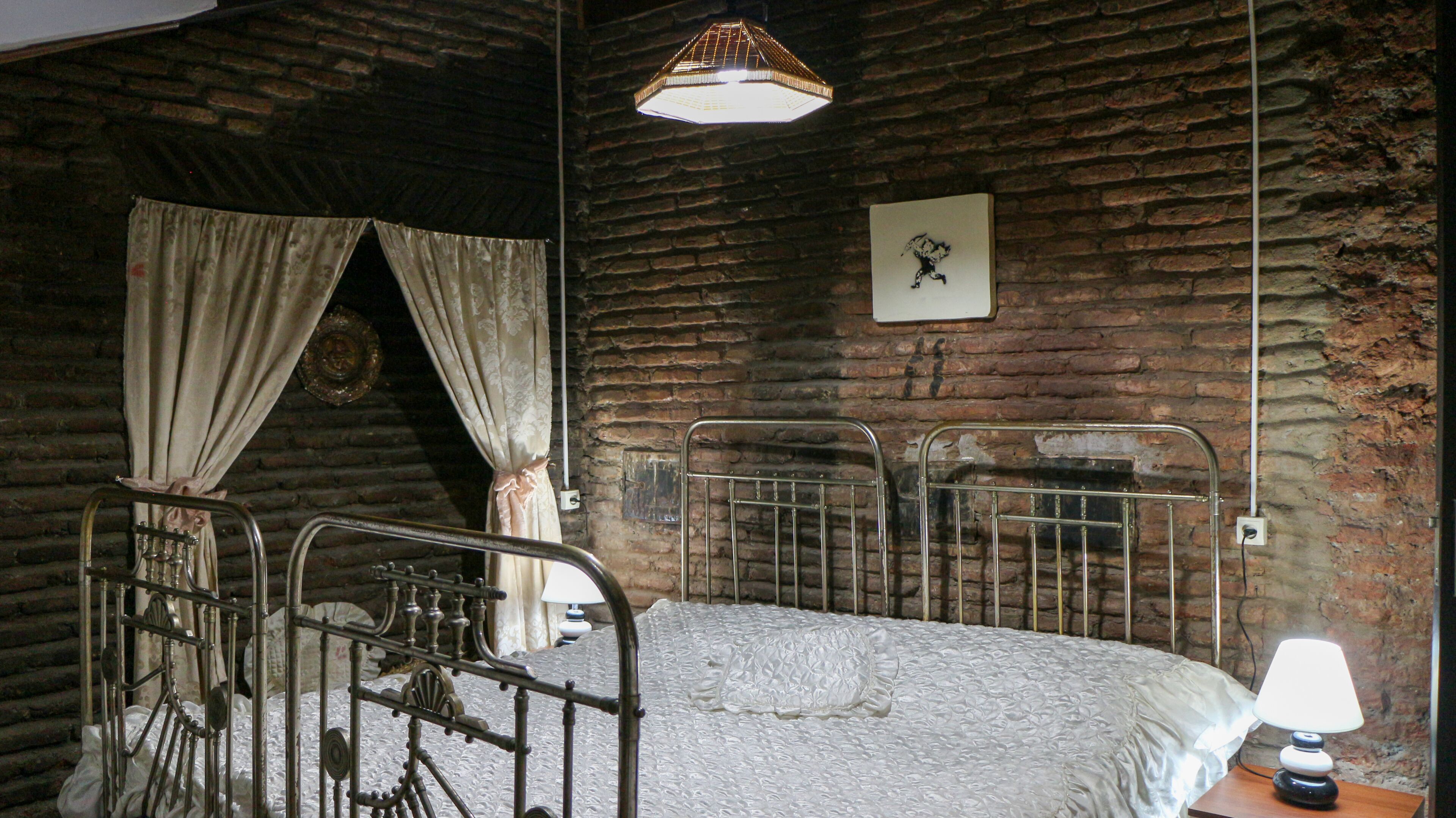 Leon Hostel