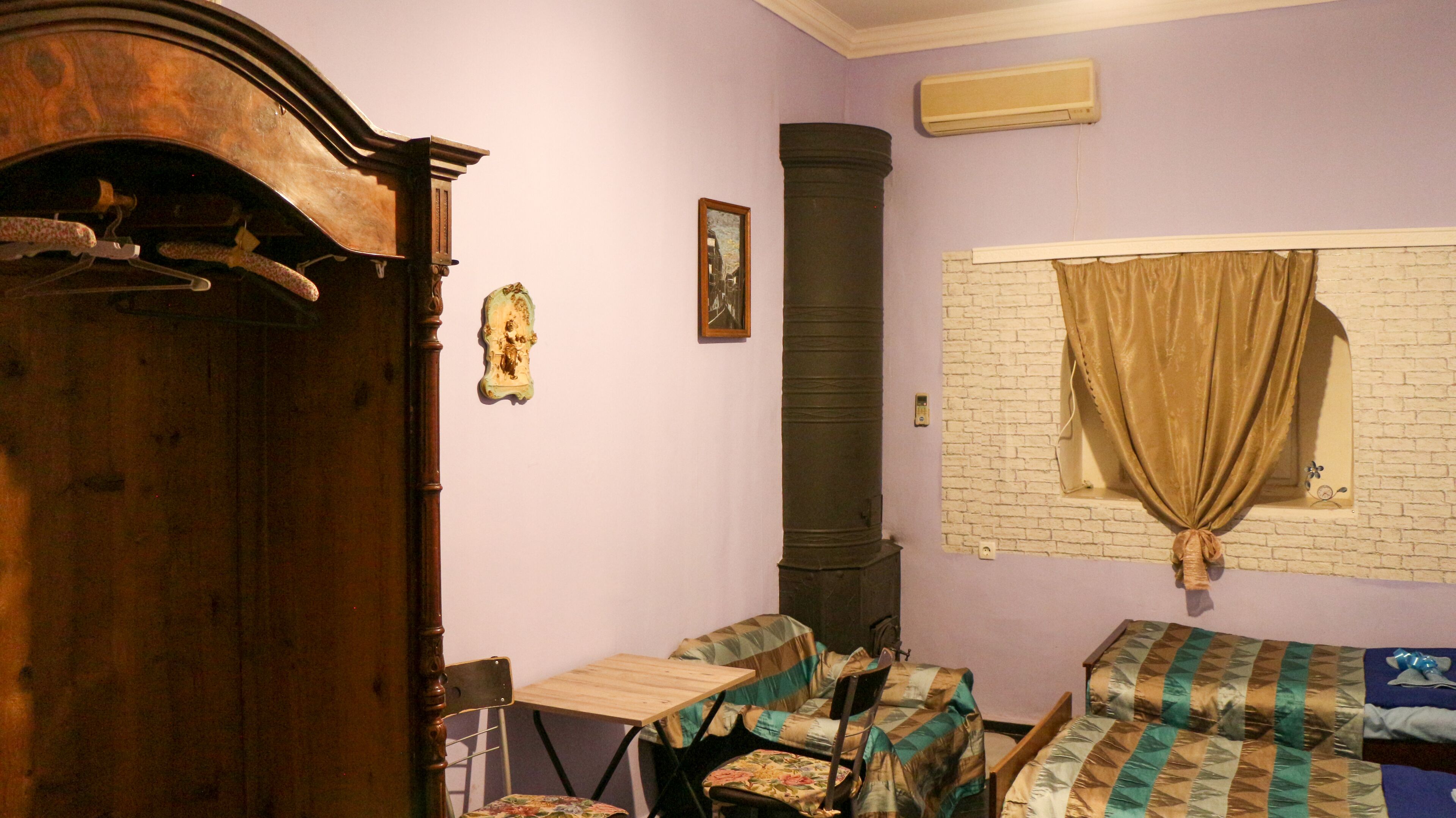 Leon Hostel