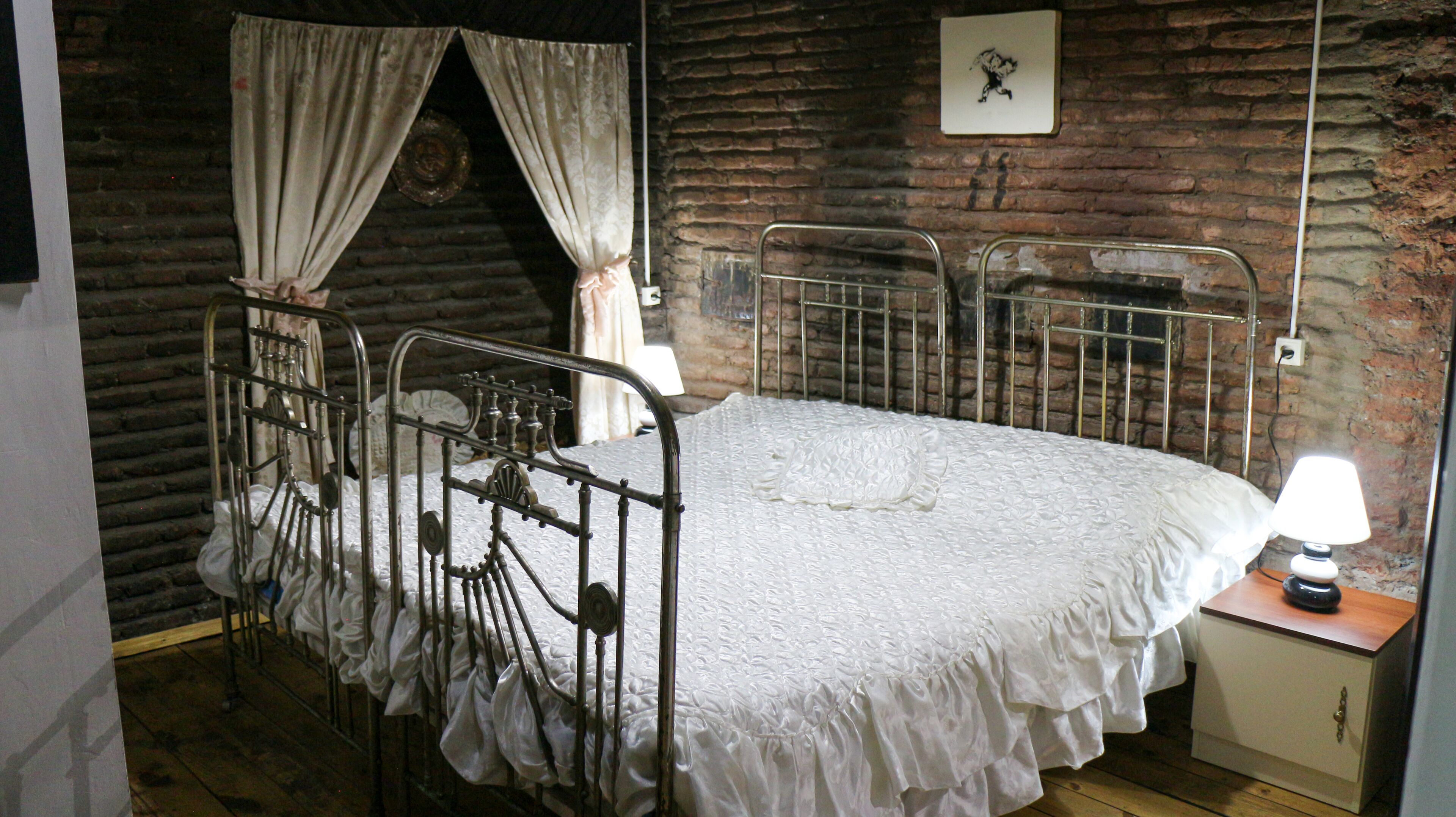 Leon Hostel