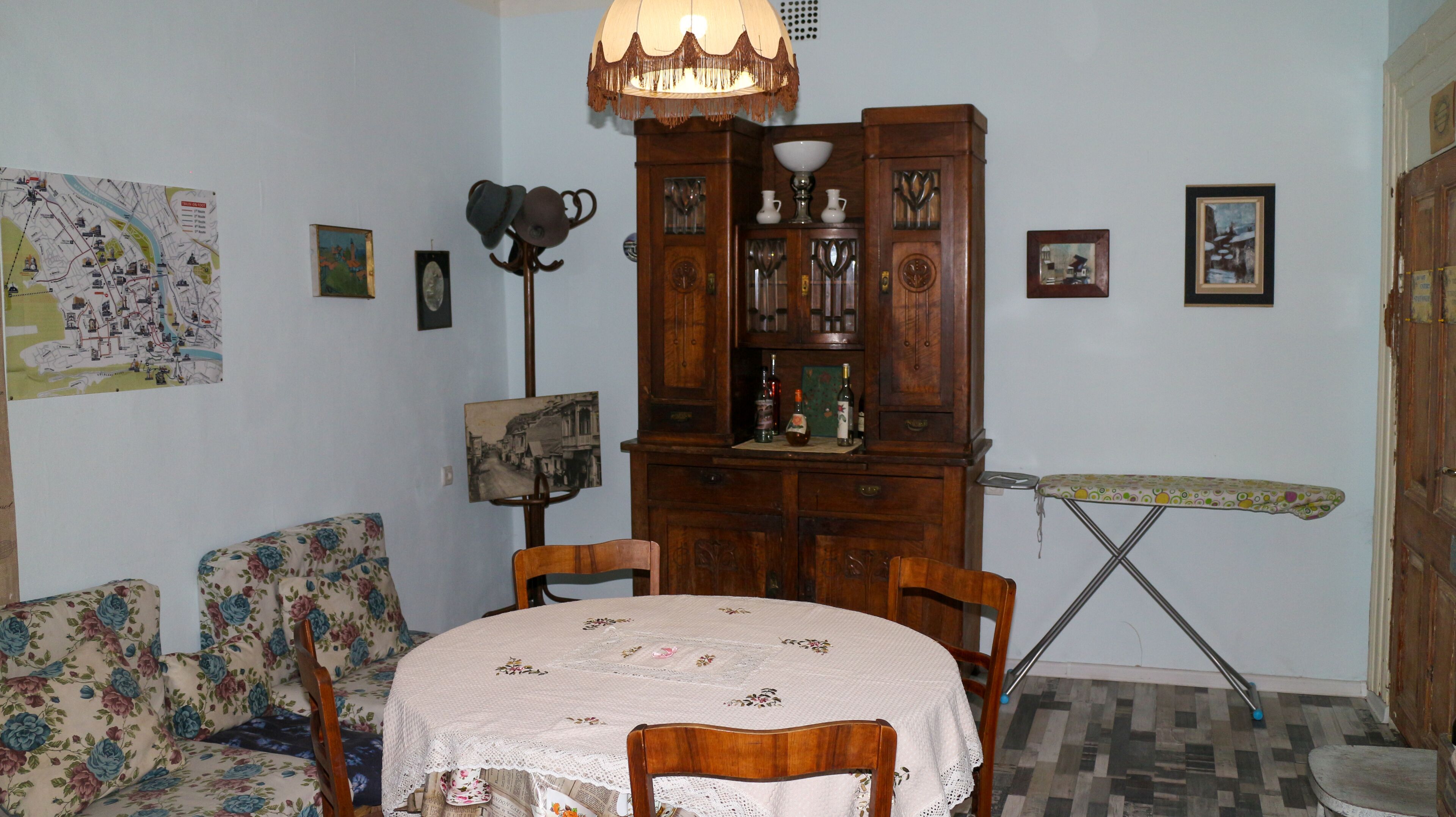 Leon Hostel