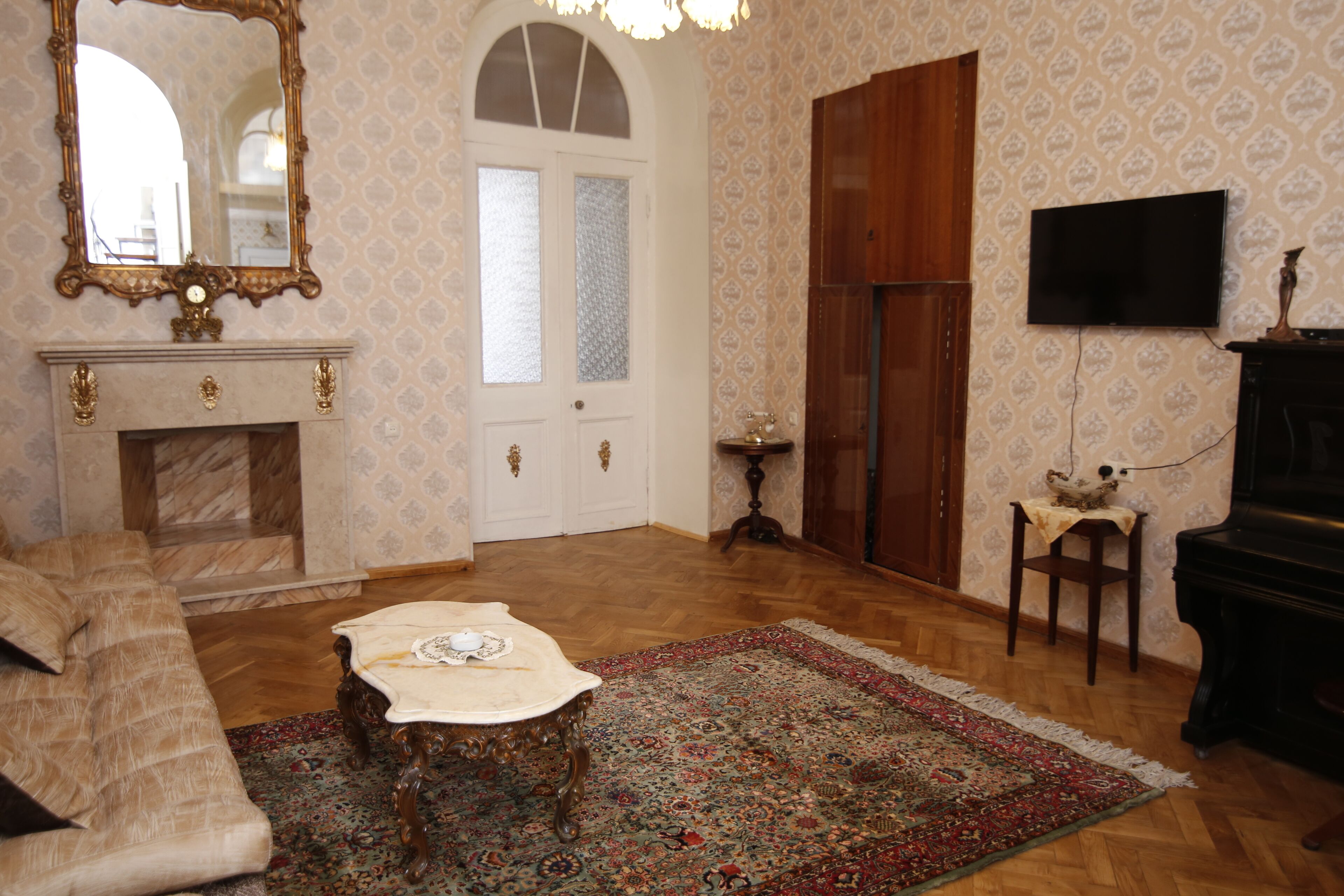 Leon Hostel