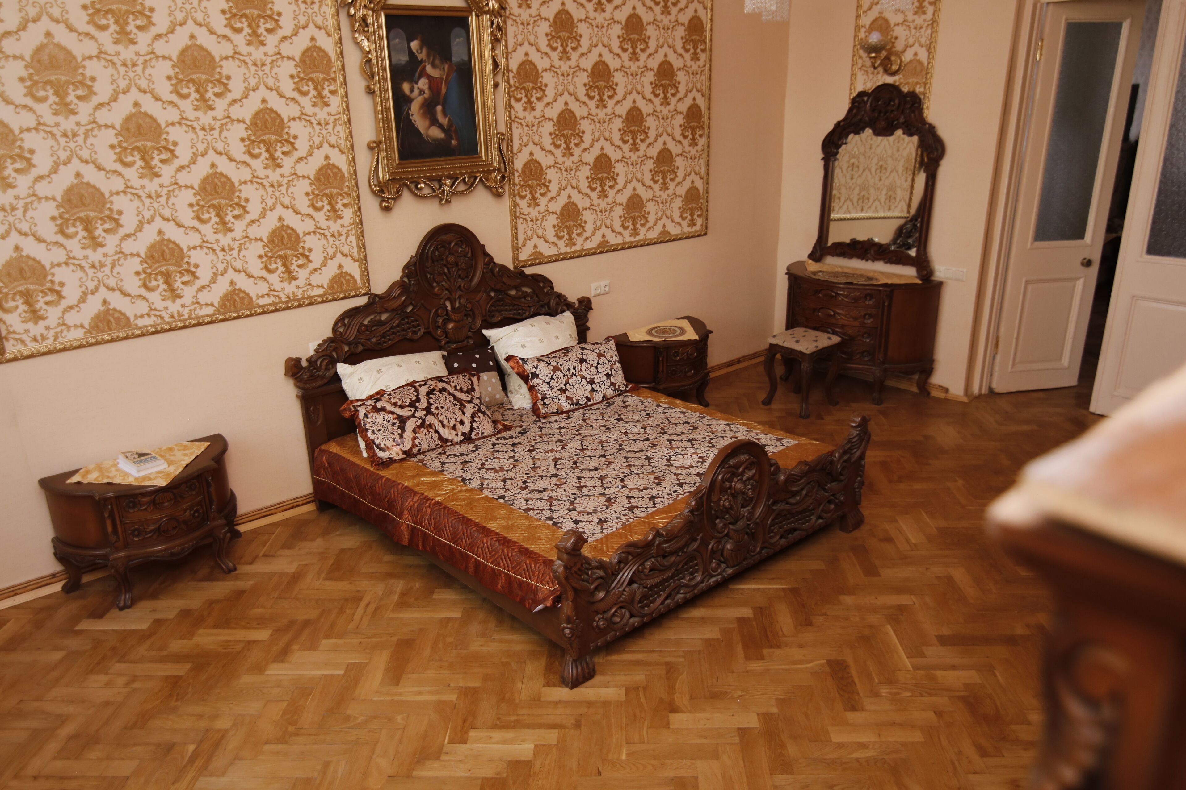 Leon Hostel