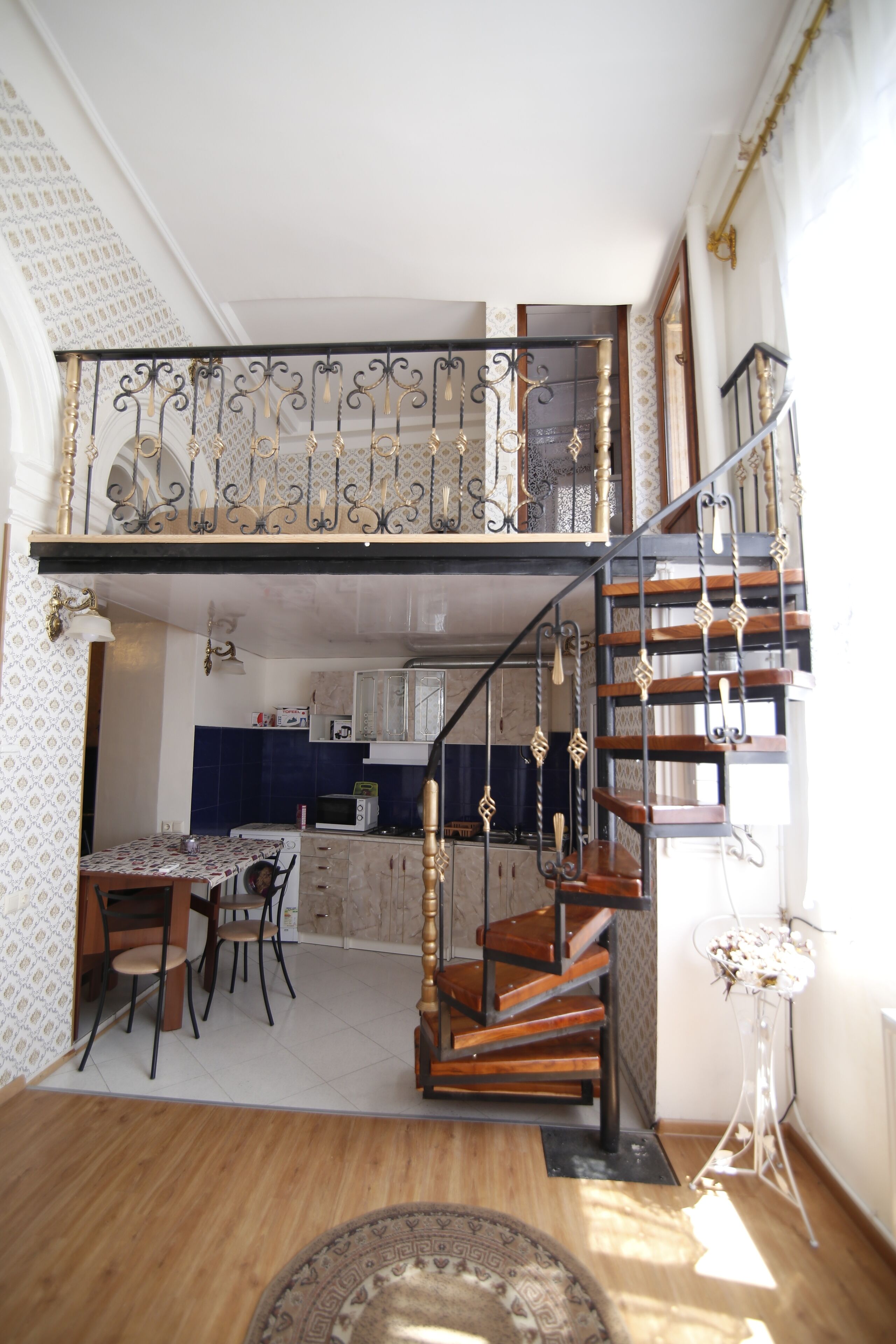 Leon Hostel