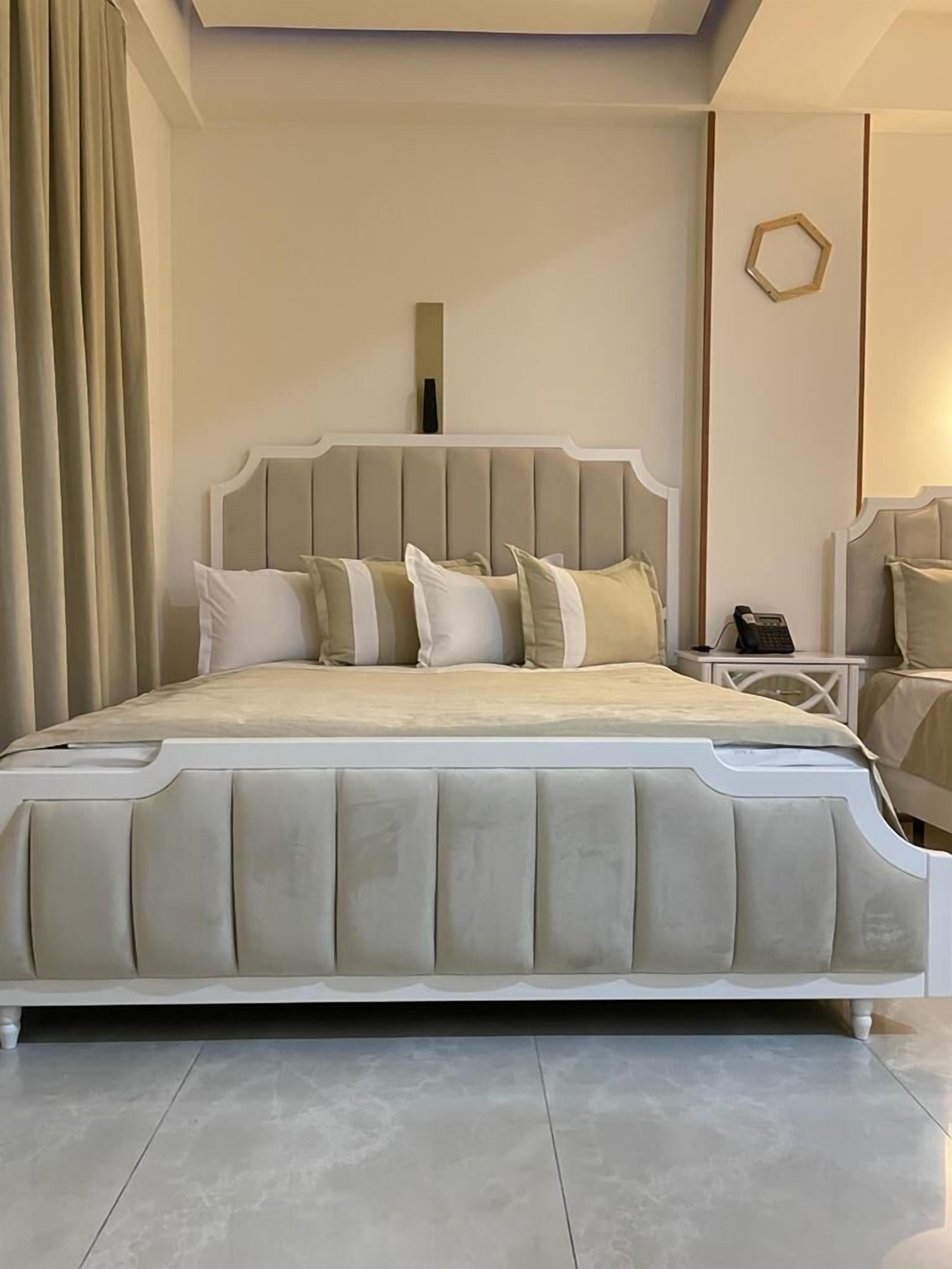 Luxin Hotel