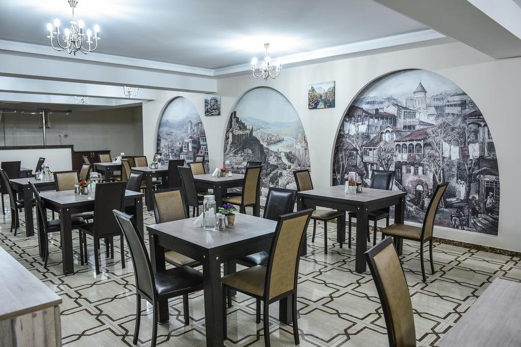 Marialuis Hotel