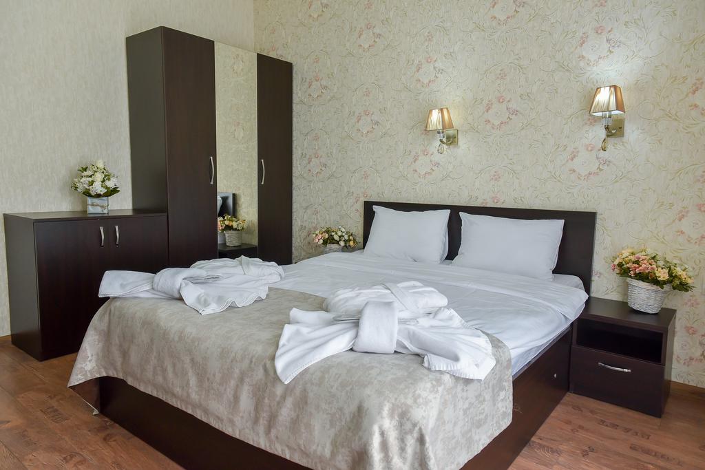 Marialuis Hotel