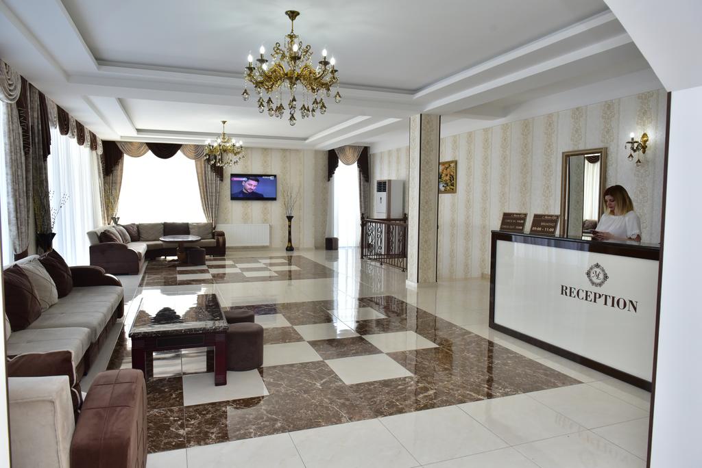 Marialuis Hotel