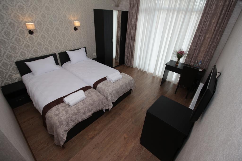 Marialuis Hotel