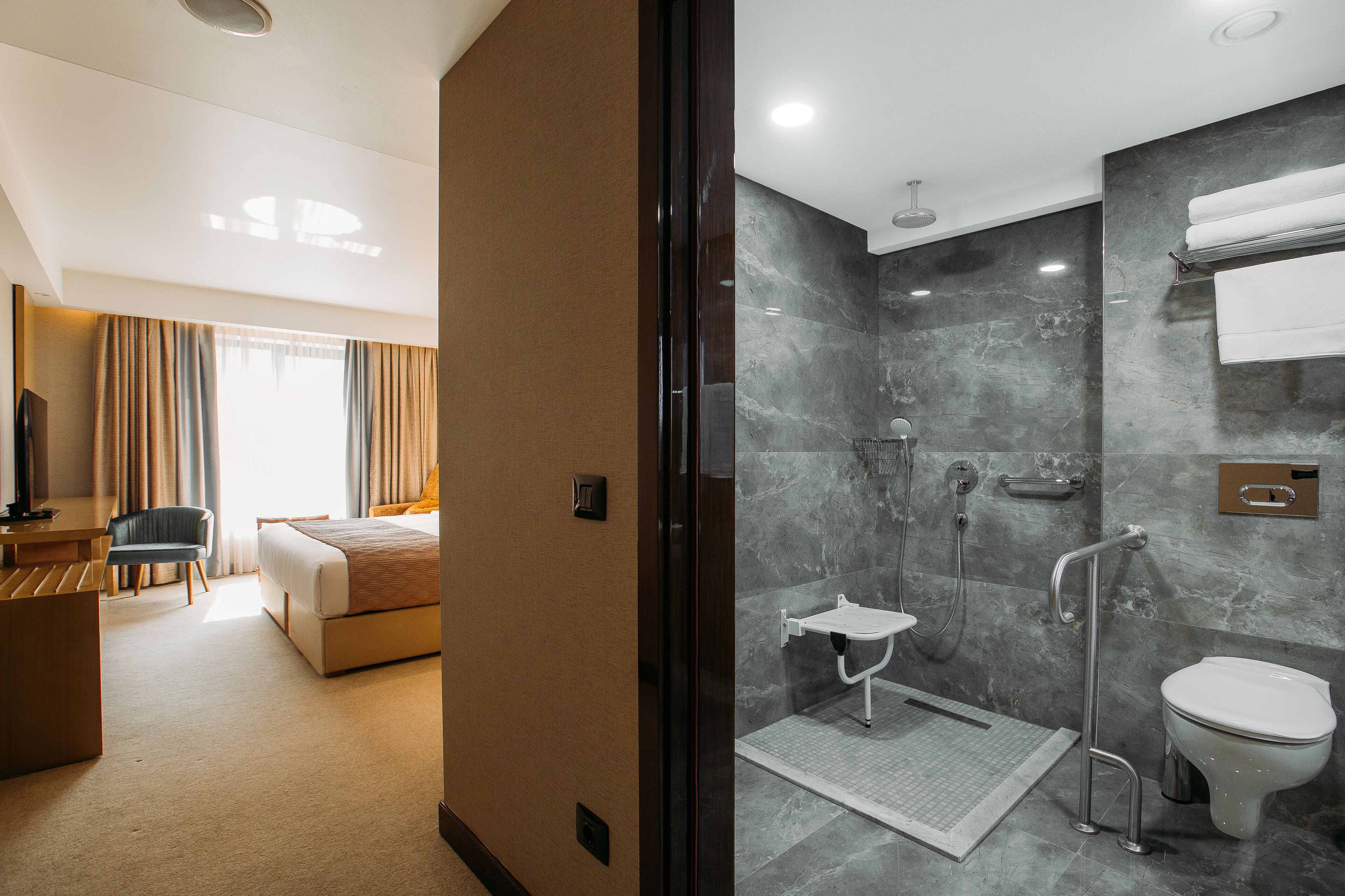 Marjan Plaza Hotel