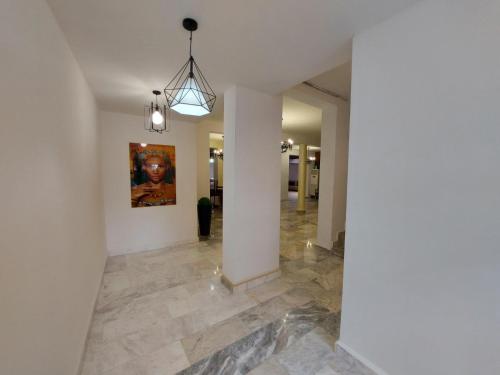 Meta Business Hotel
