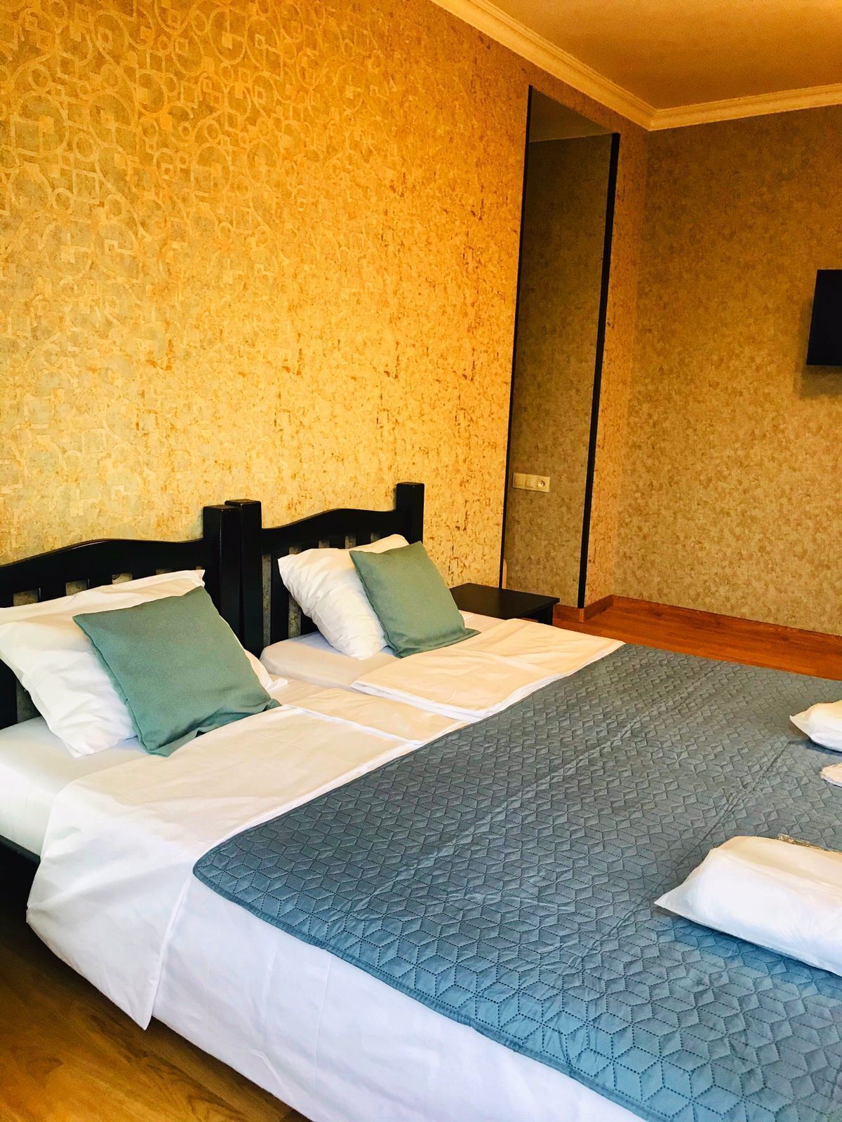 My City Hotel