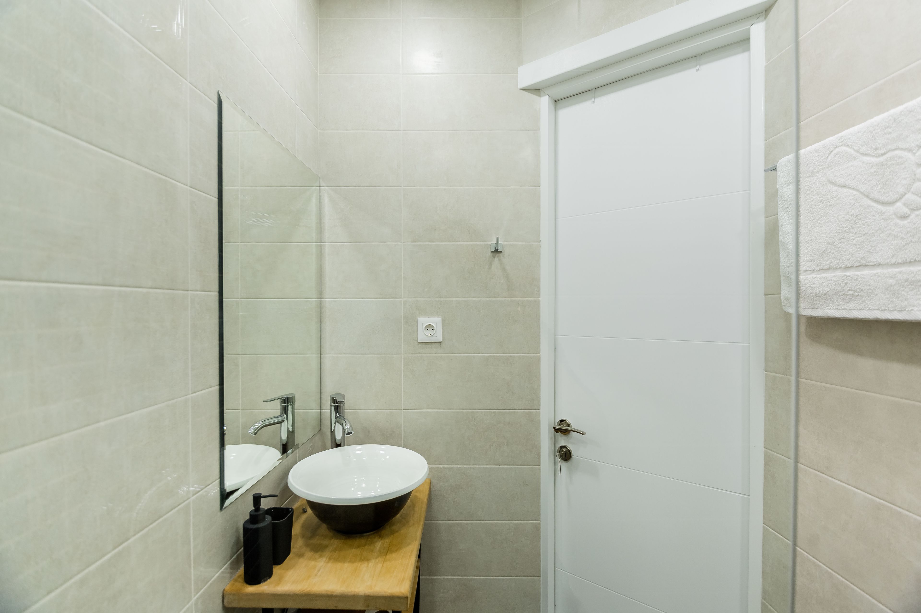 Ninoshvili Apartments by Picnic