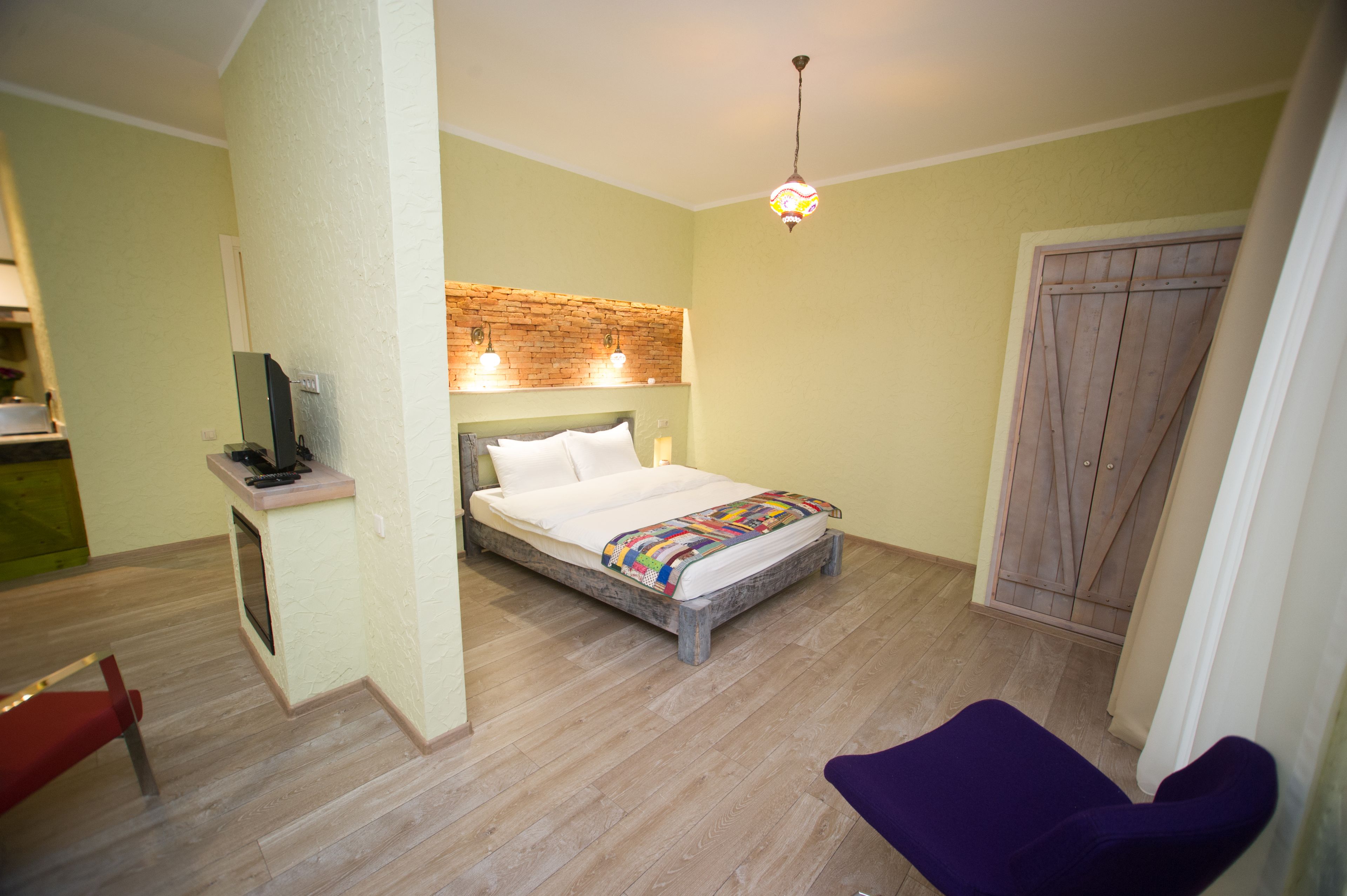 No12 Zichi Hotel