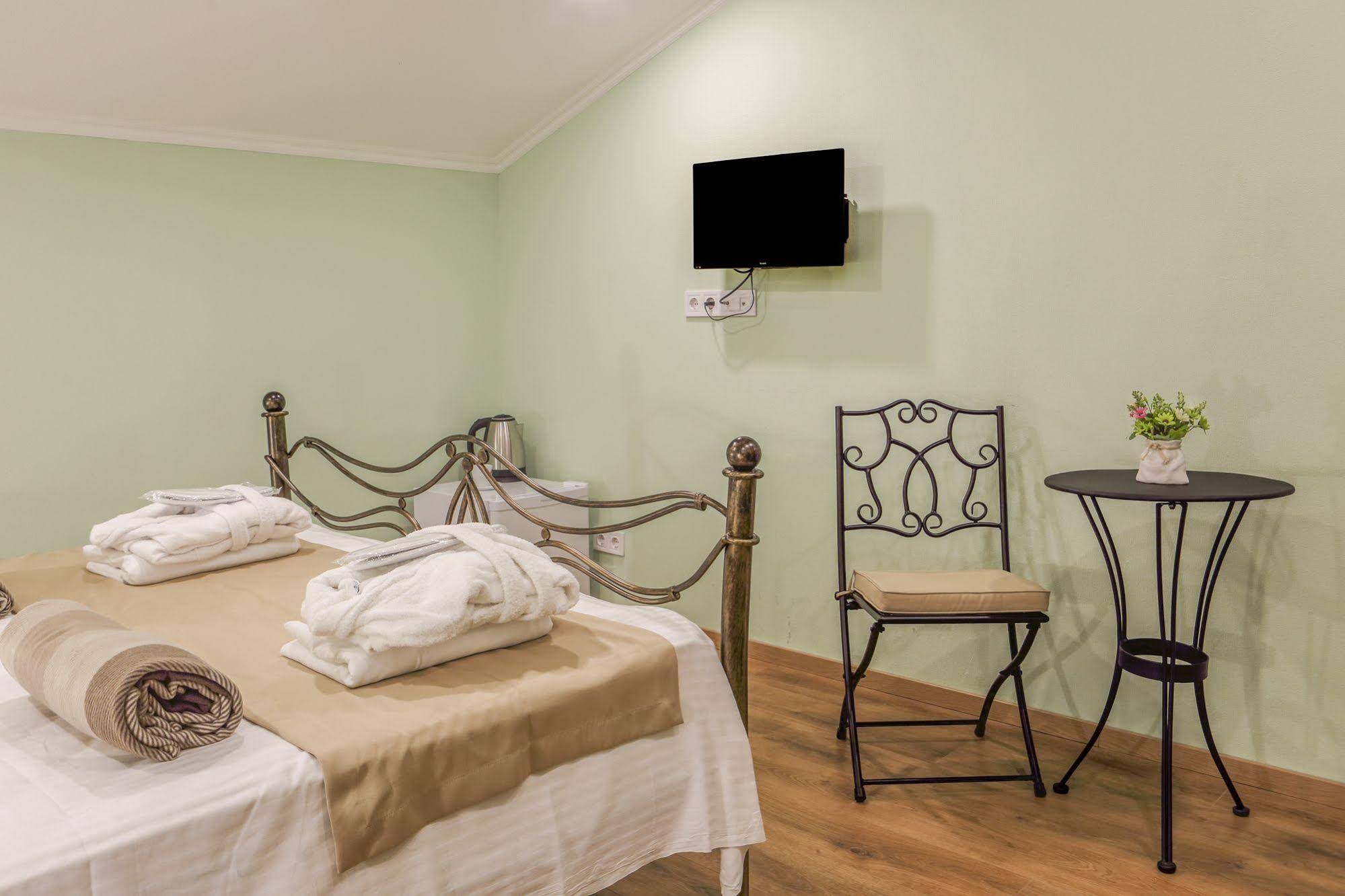 Onegin Rooms