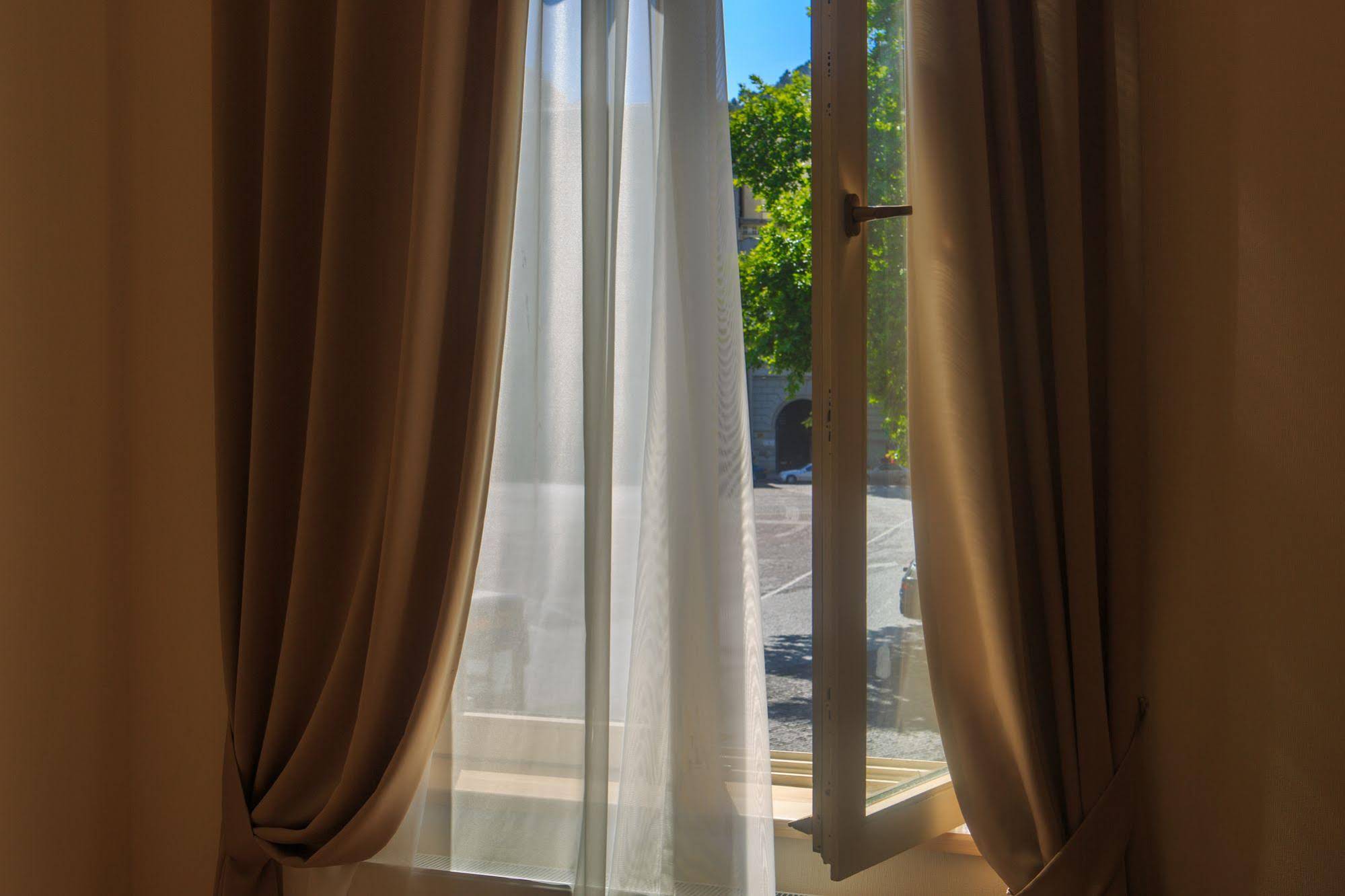 Onegin Rooms