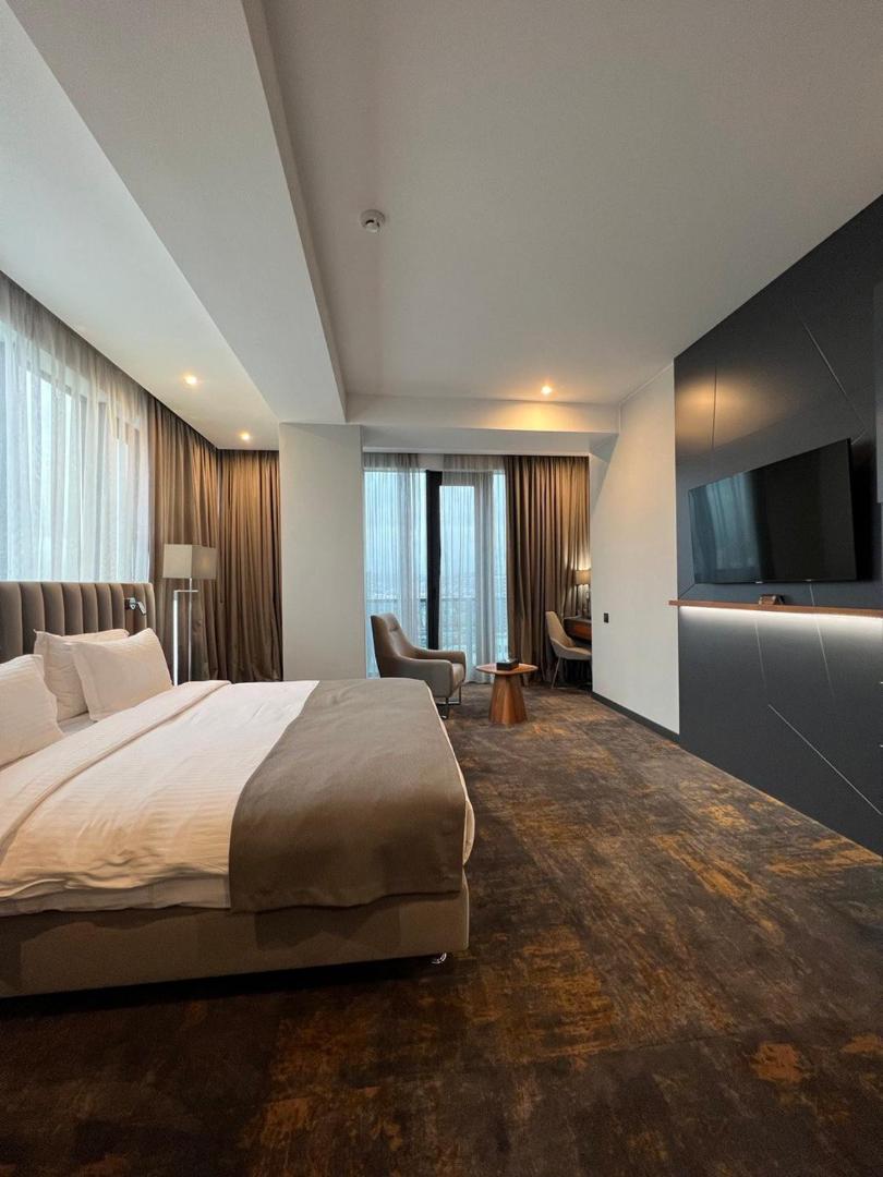 Onyx Hotel