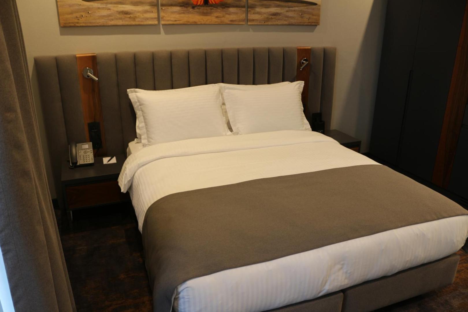 Onyx Hotel