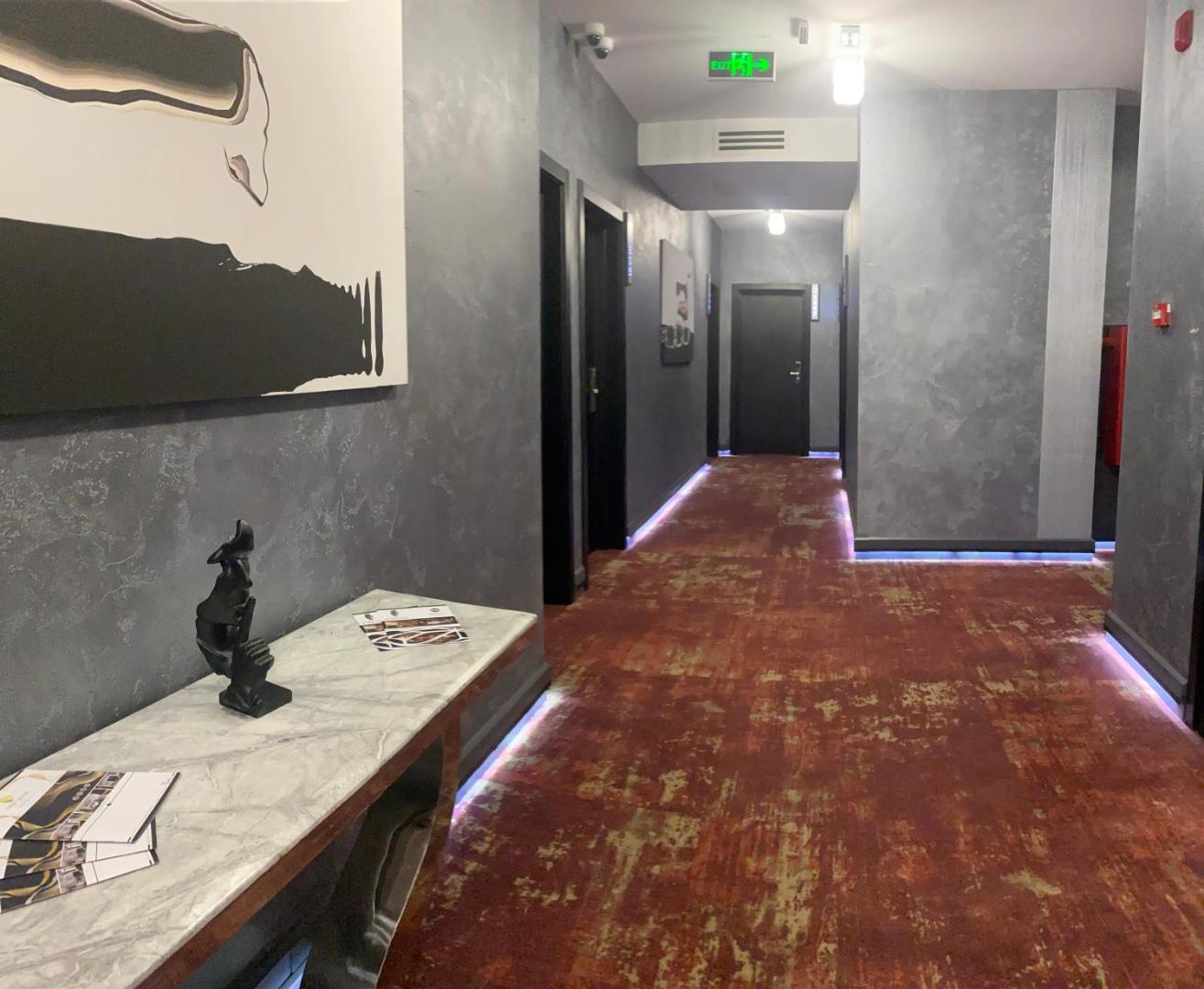 Onyx Hotel