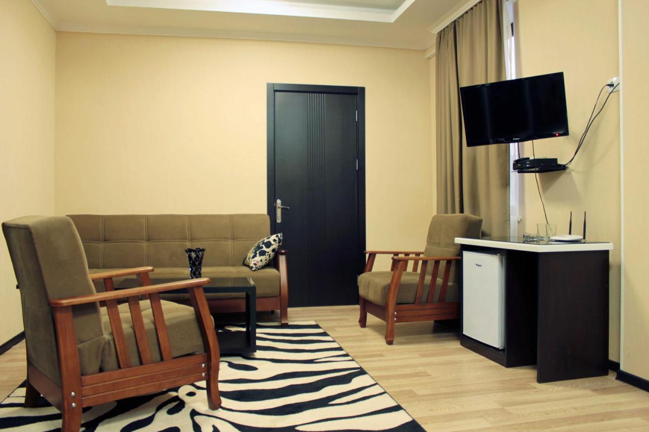 Oriental Hotel