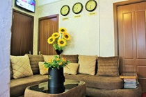 Qeroli Hotel