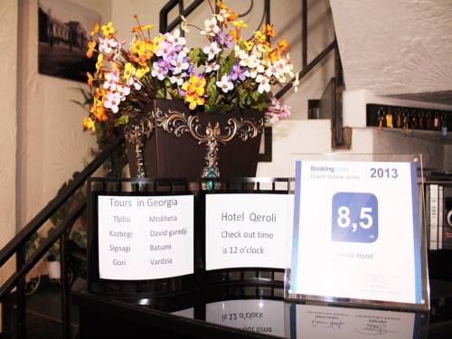 Qeroli Hotel
