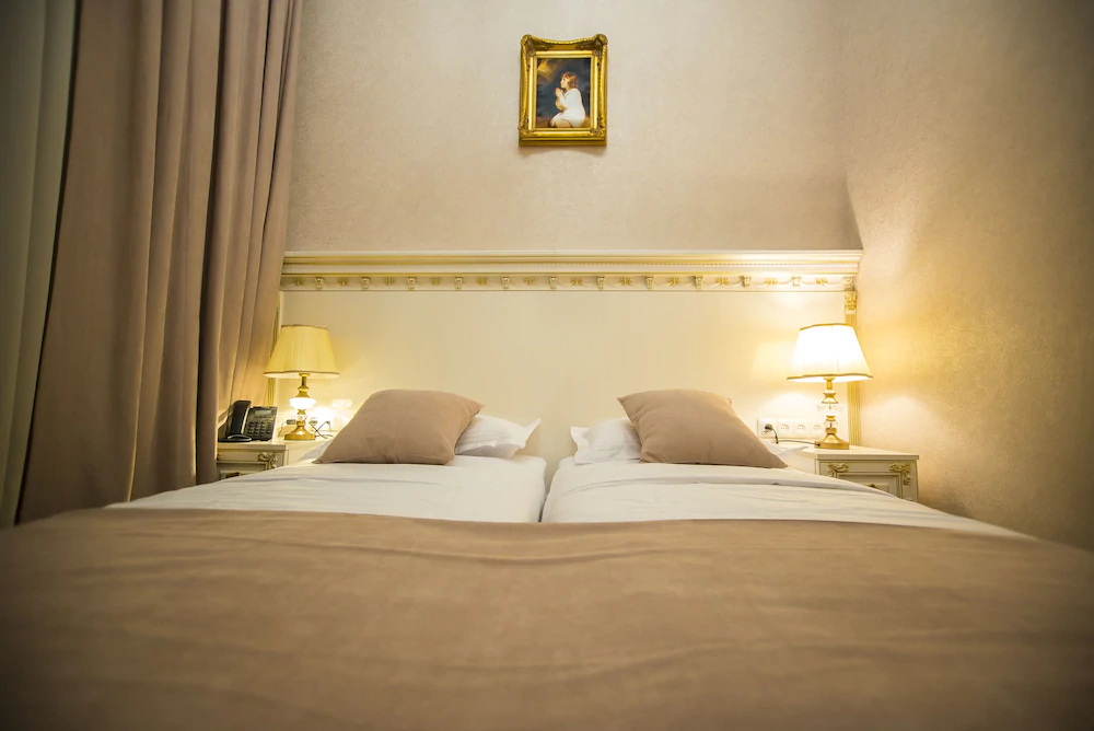 Vintage Hotel