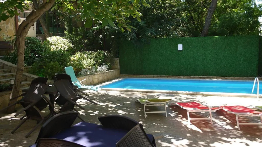 Sani Hotel