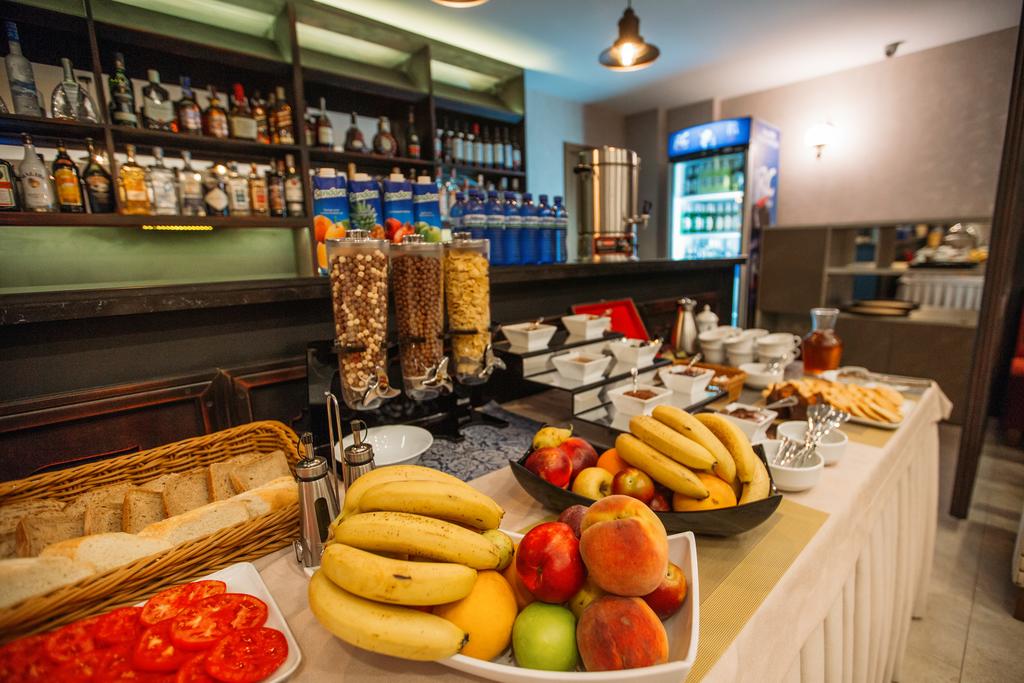 Sephia Hotel