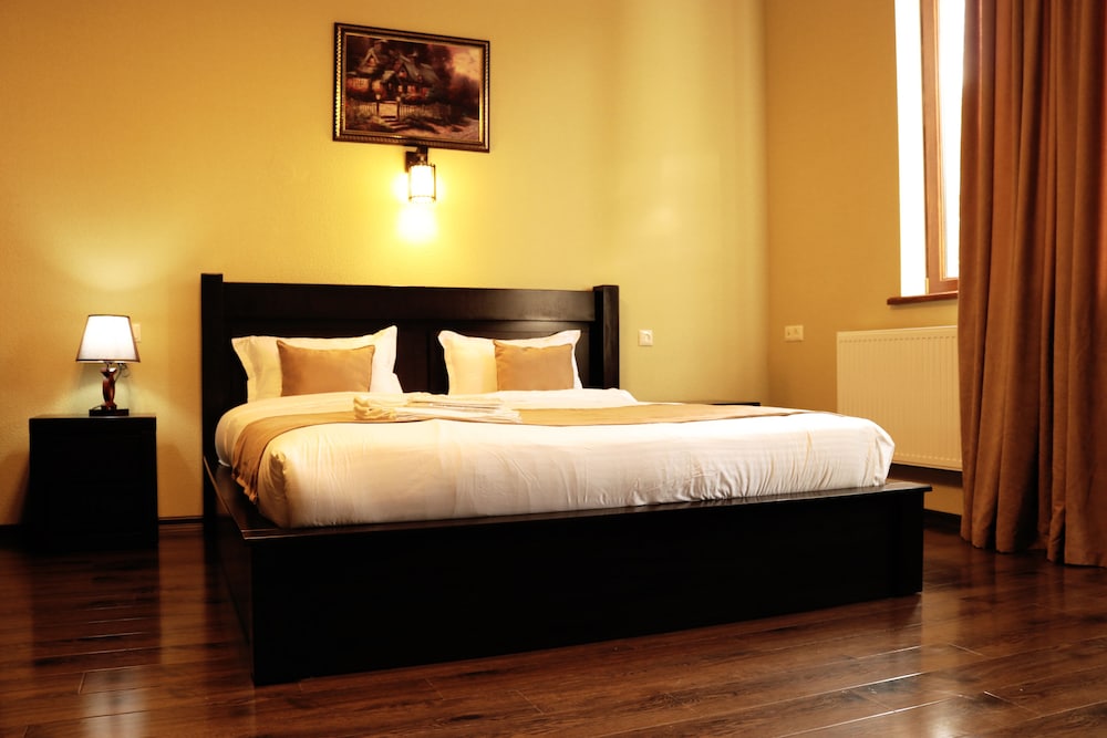 Sisno Hotel