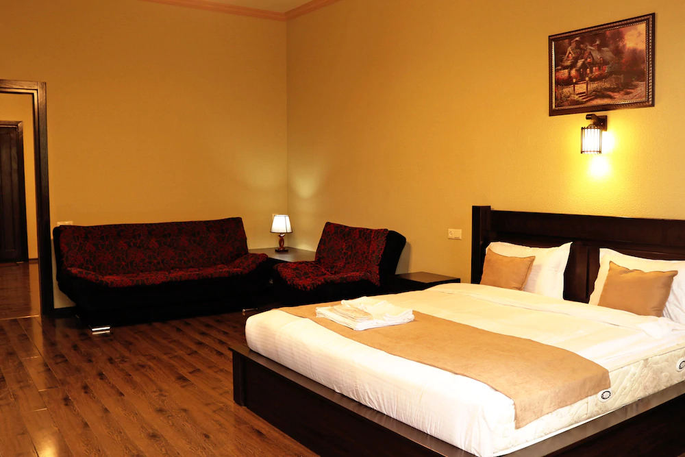 Sisno Hotel