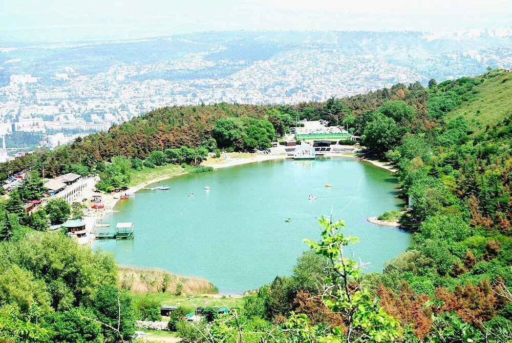 Sisno Hotel
