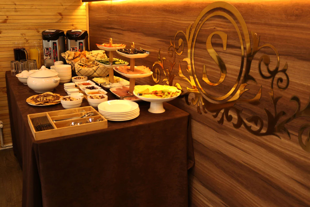 Sisno Hotel