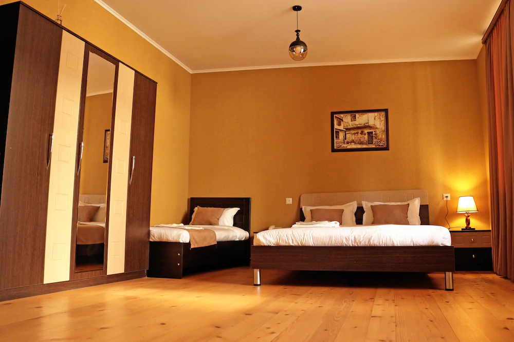 Sisno Hotel