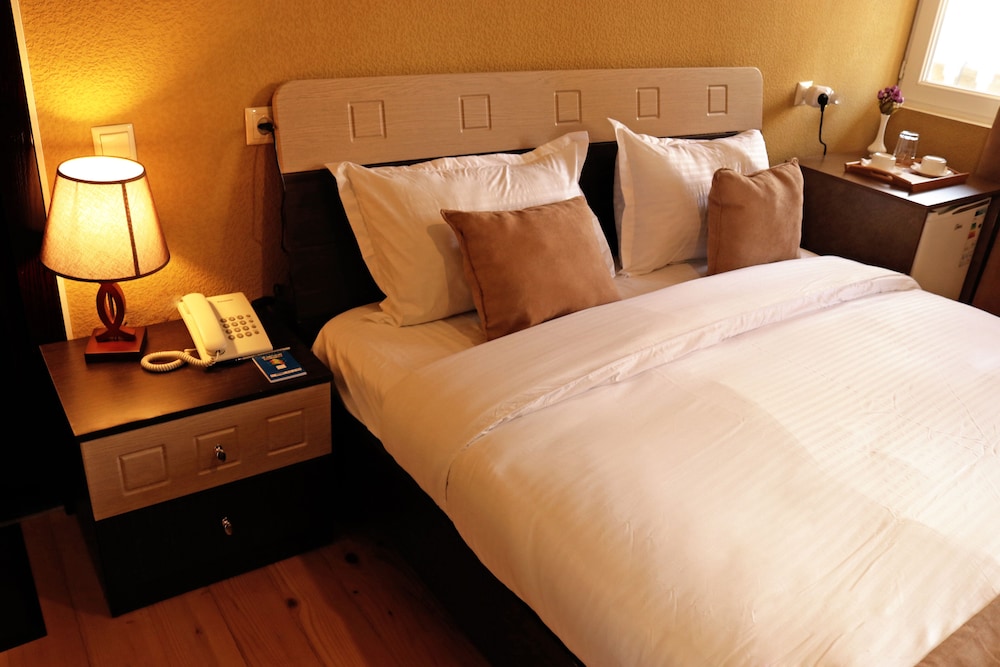 Sisno Hotel