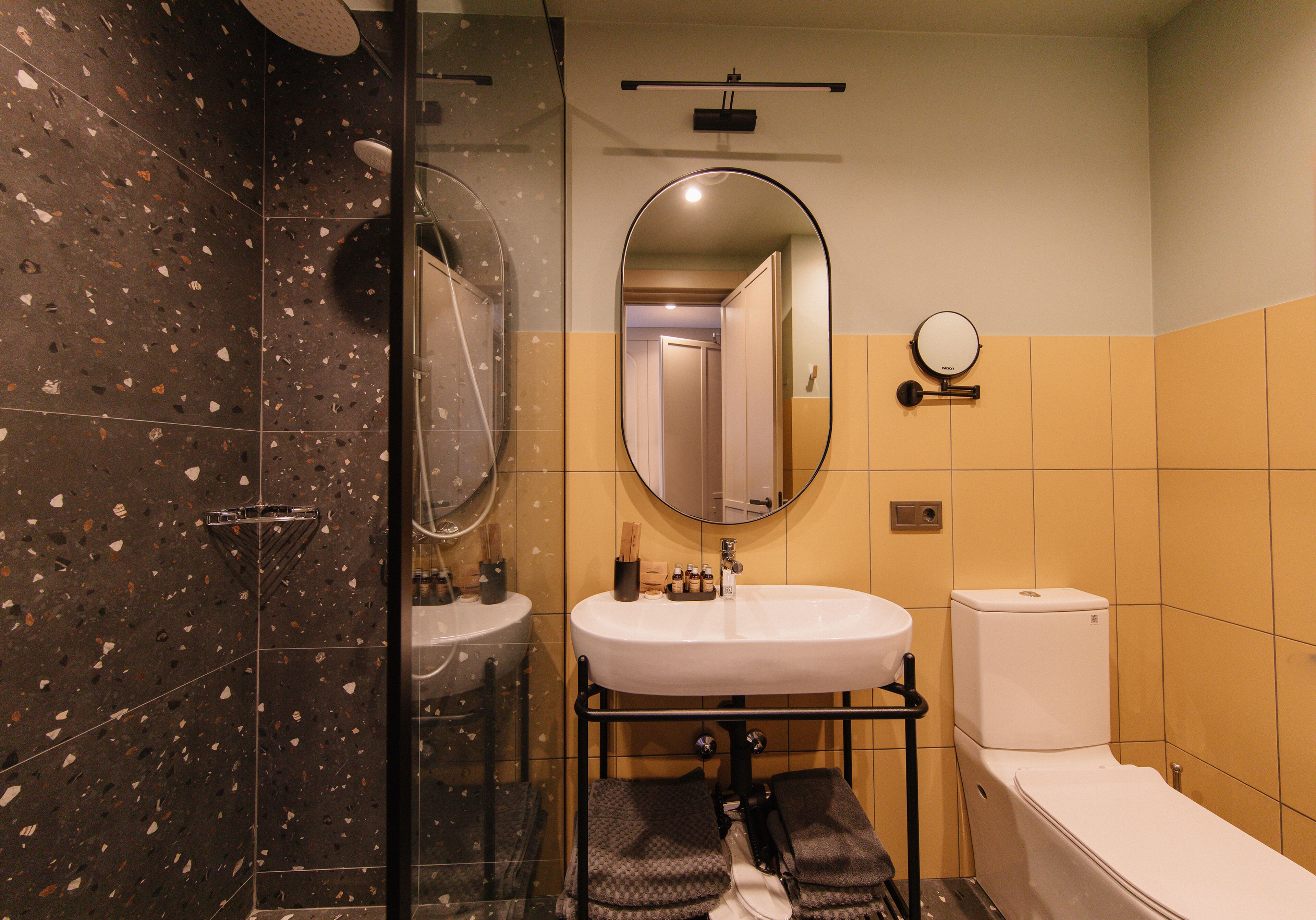 Strofi Hotel