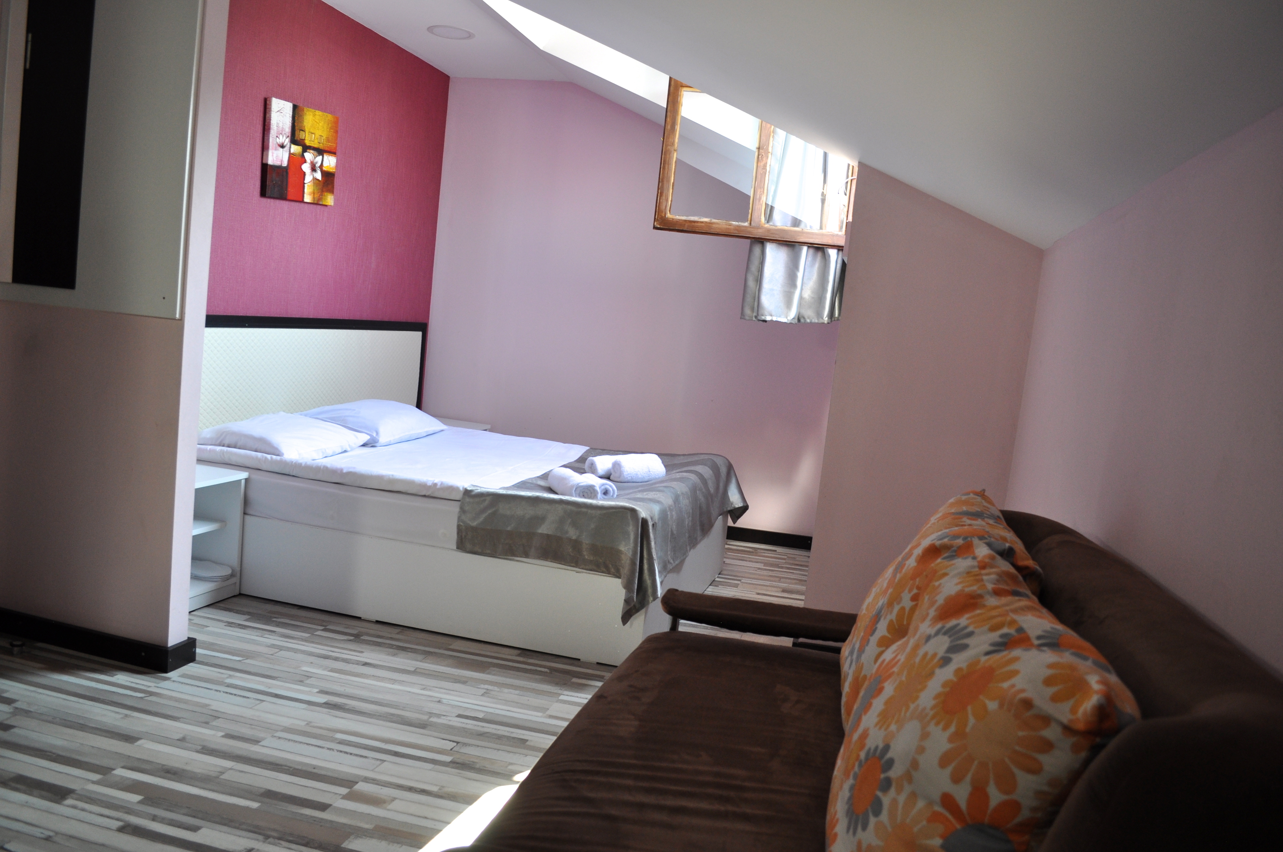 Tiflis Metekhi Hotel
