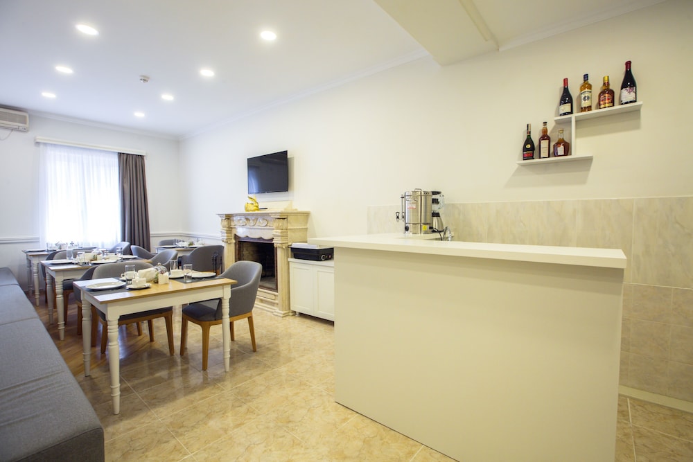Tribu Express Hotel