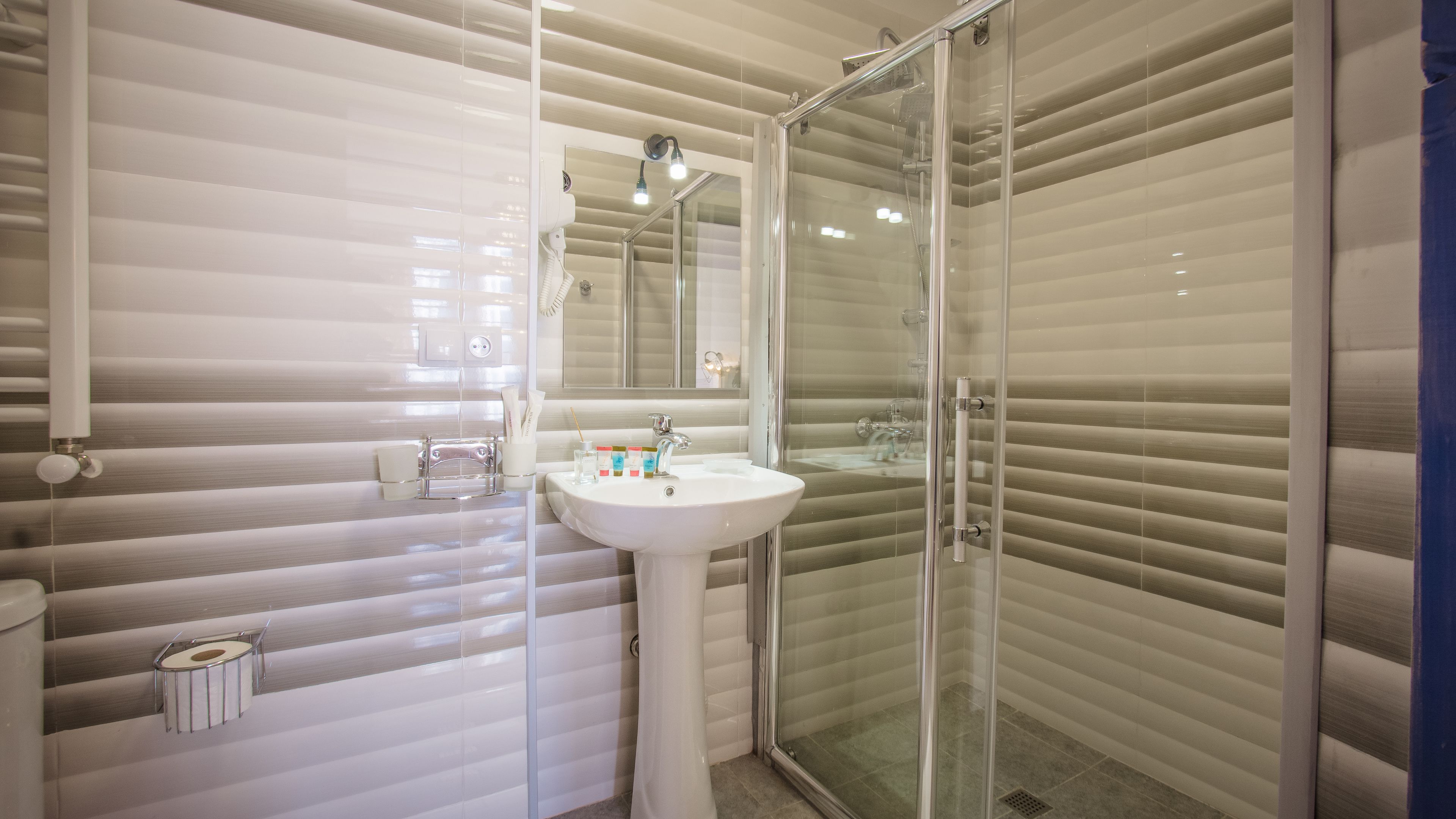 Wine Symphony Boutique Hotel