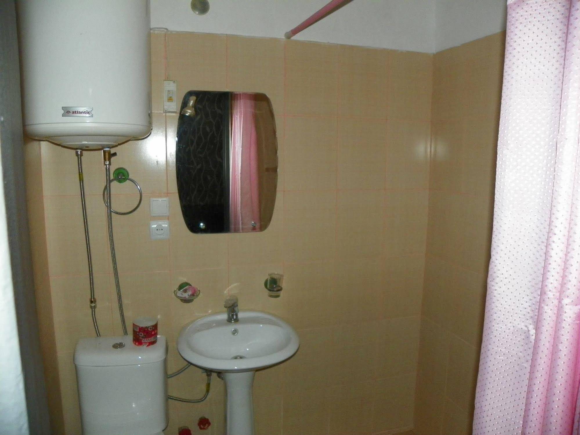 Hereti Hotel