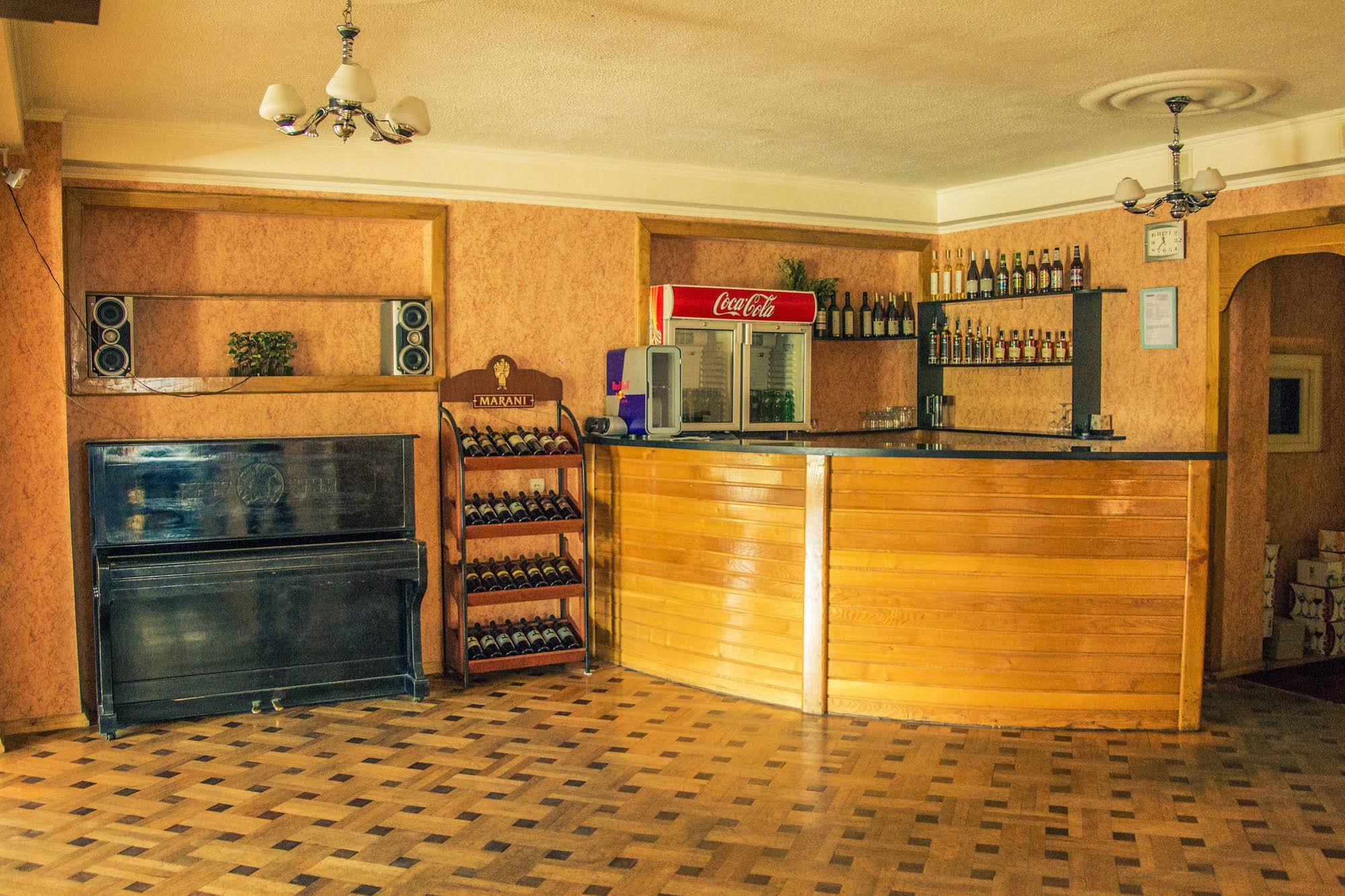 Hotel Alaznis Veli