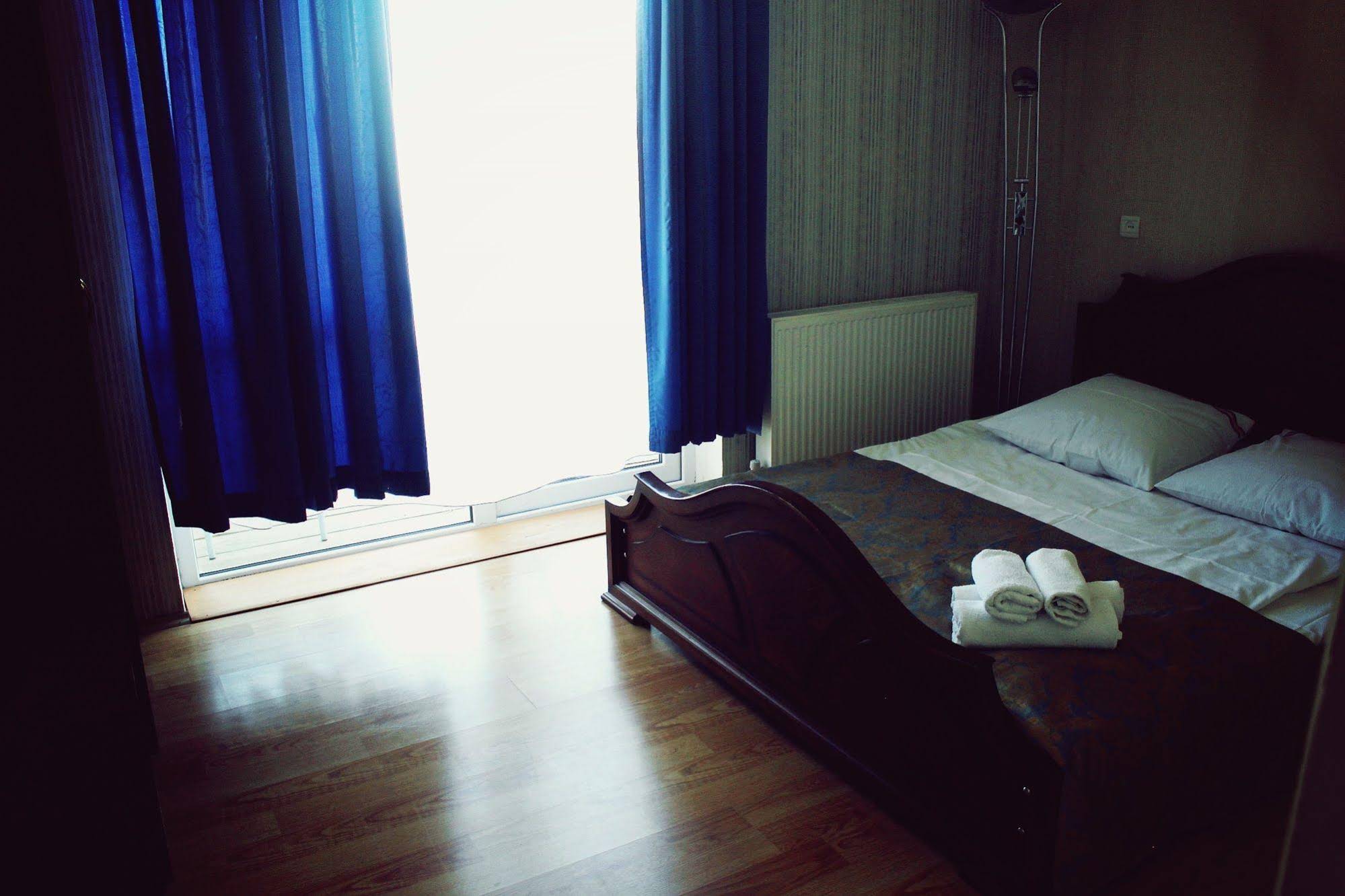 Hotel Alaznis Veli
