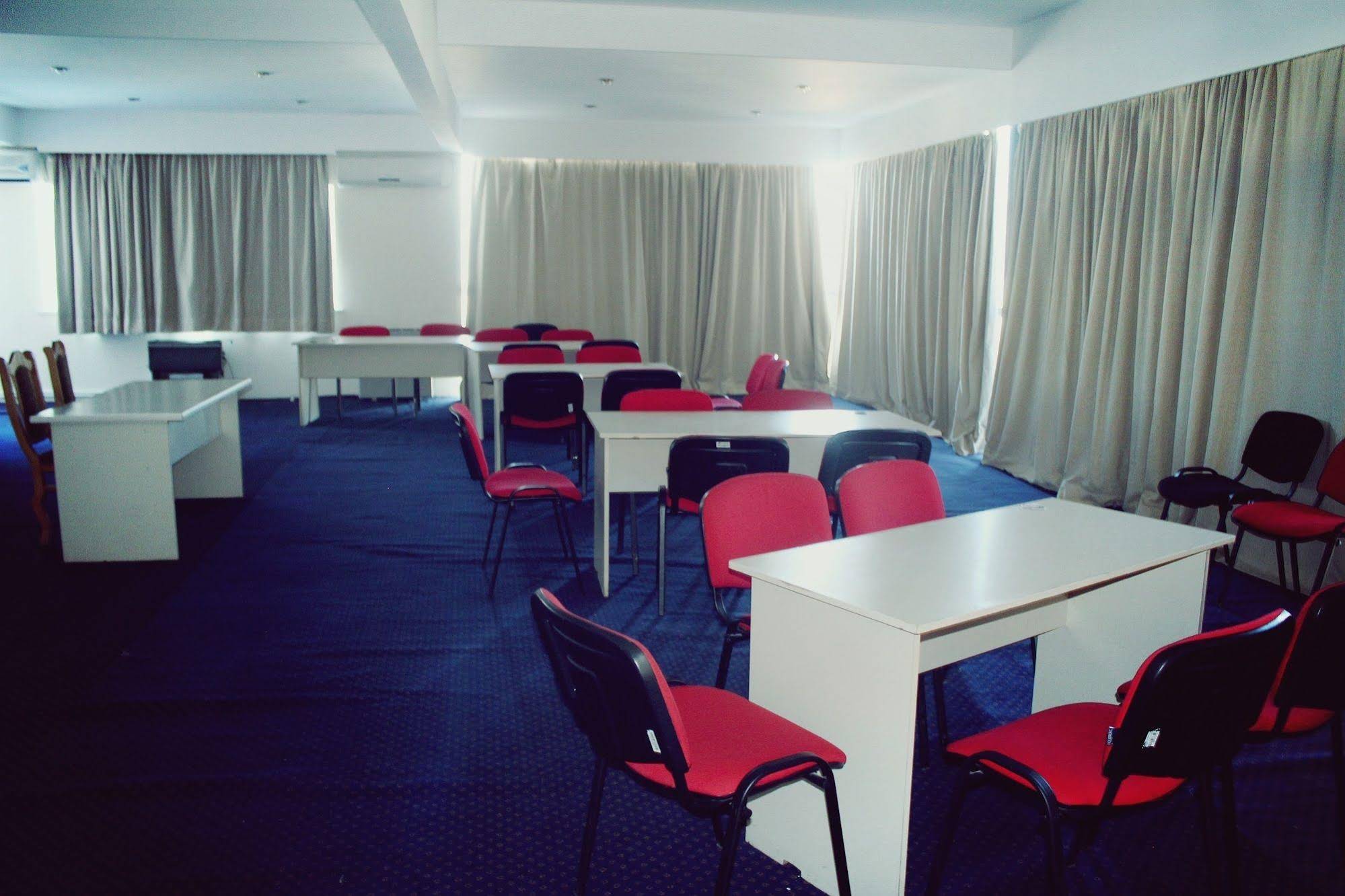 Hotel Alaznis Veli