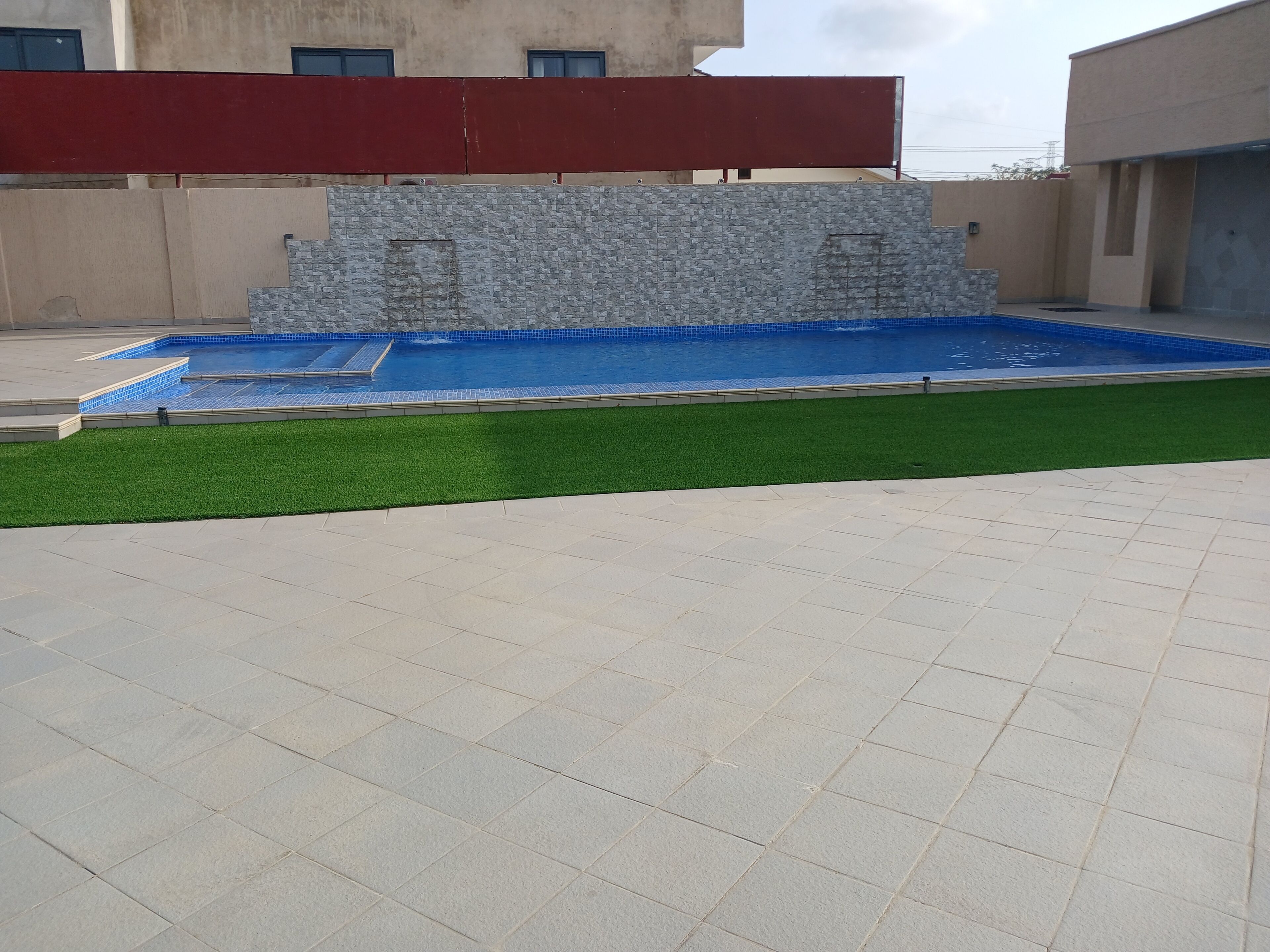 Relax Court Hotel