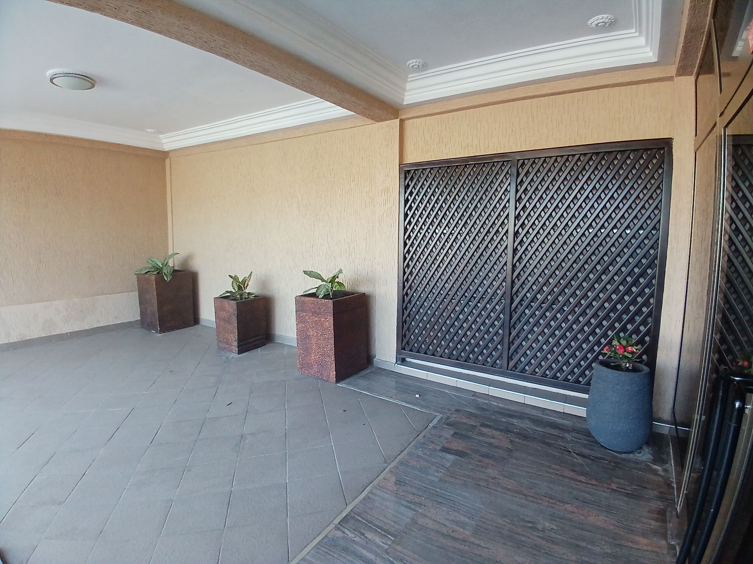 Relax Court Hotel