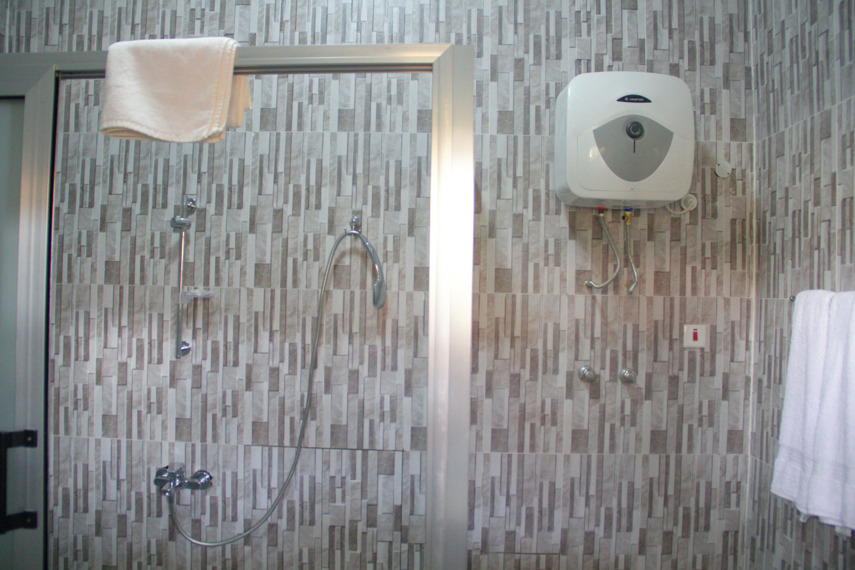 Gold Plus Hotel