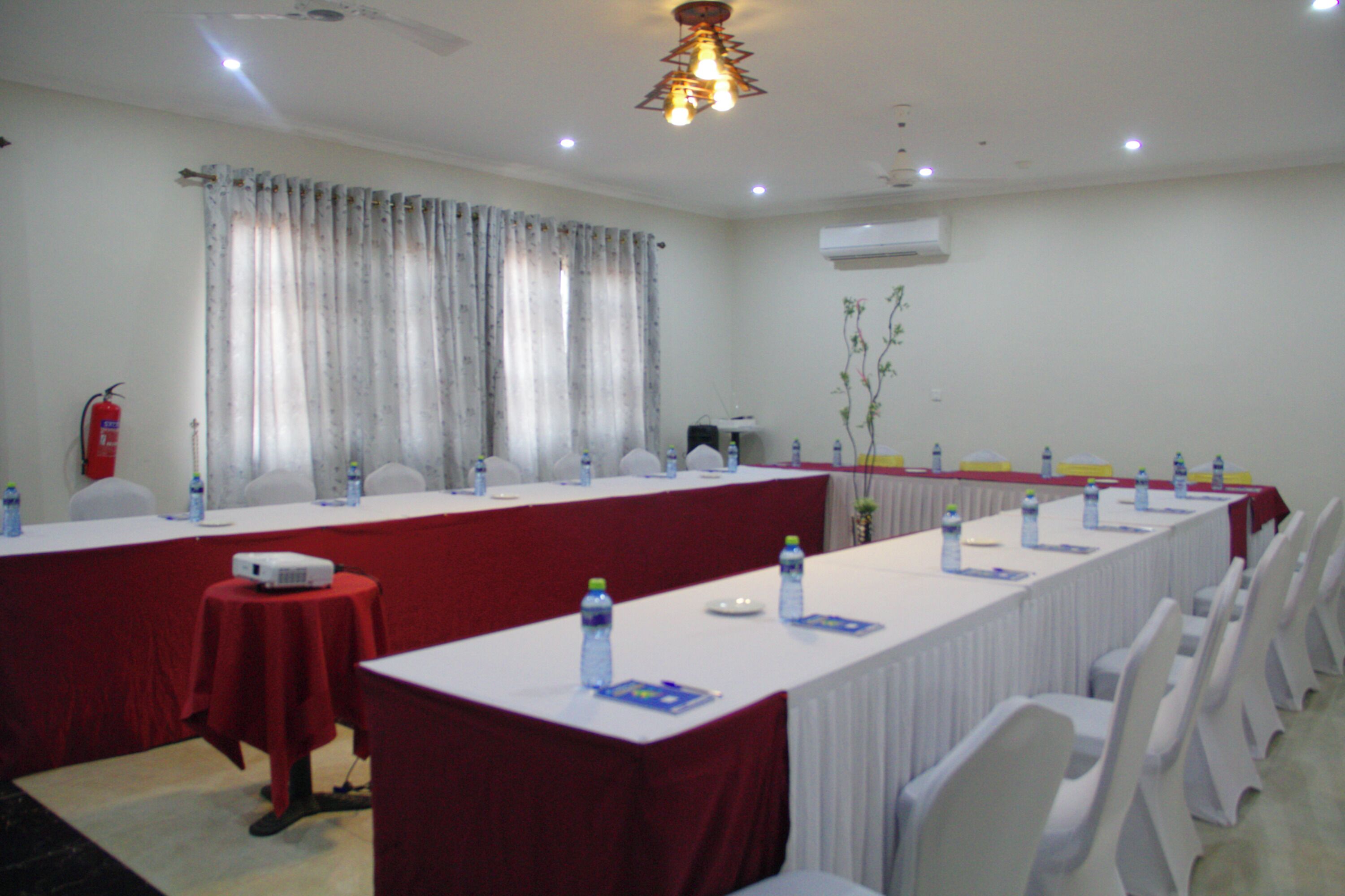 Gold Plus Hotel