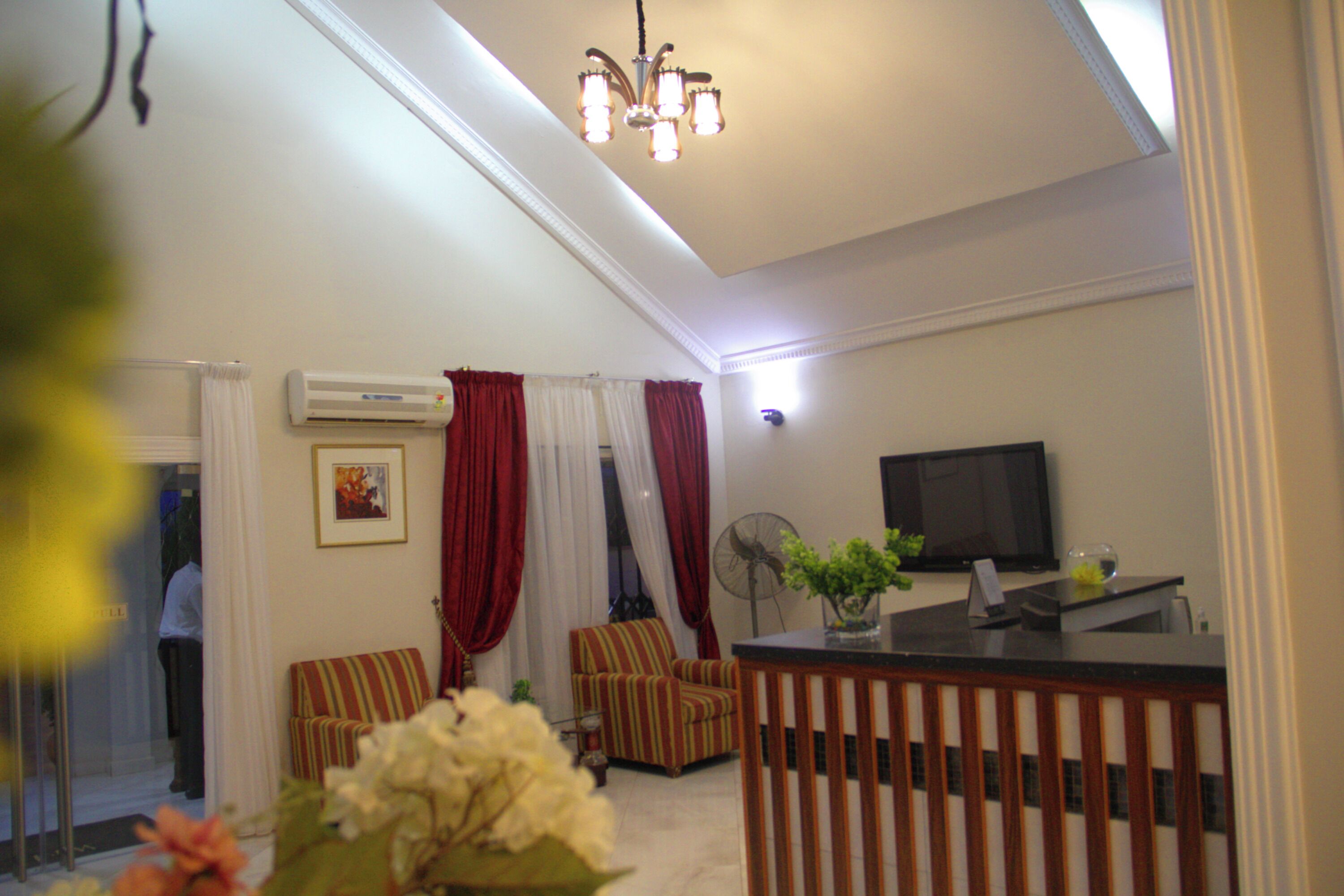 Gold Plus Hotel