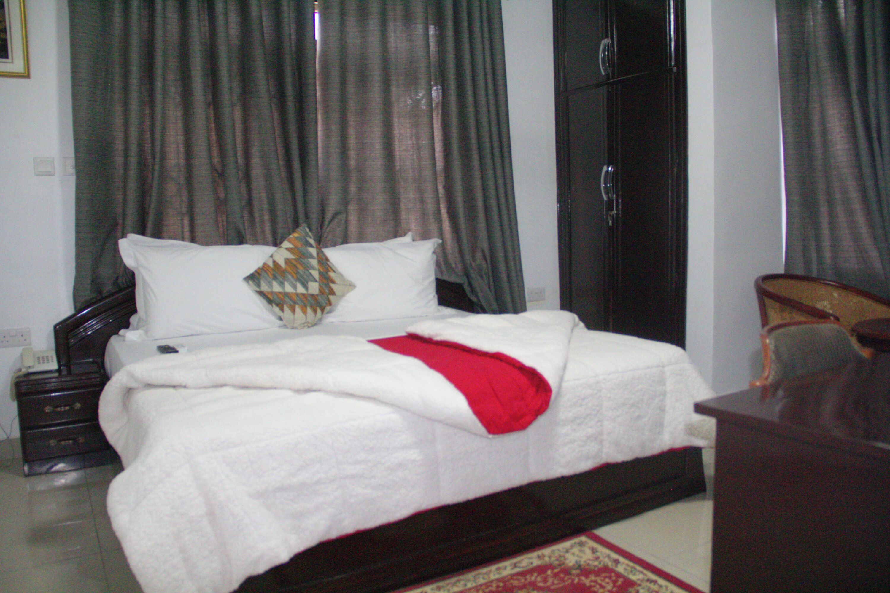 Gold Plus Hotel